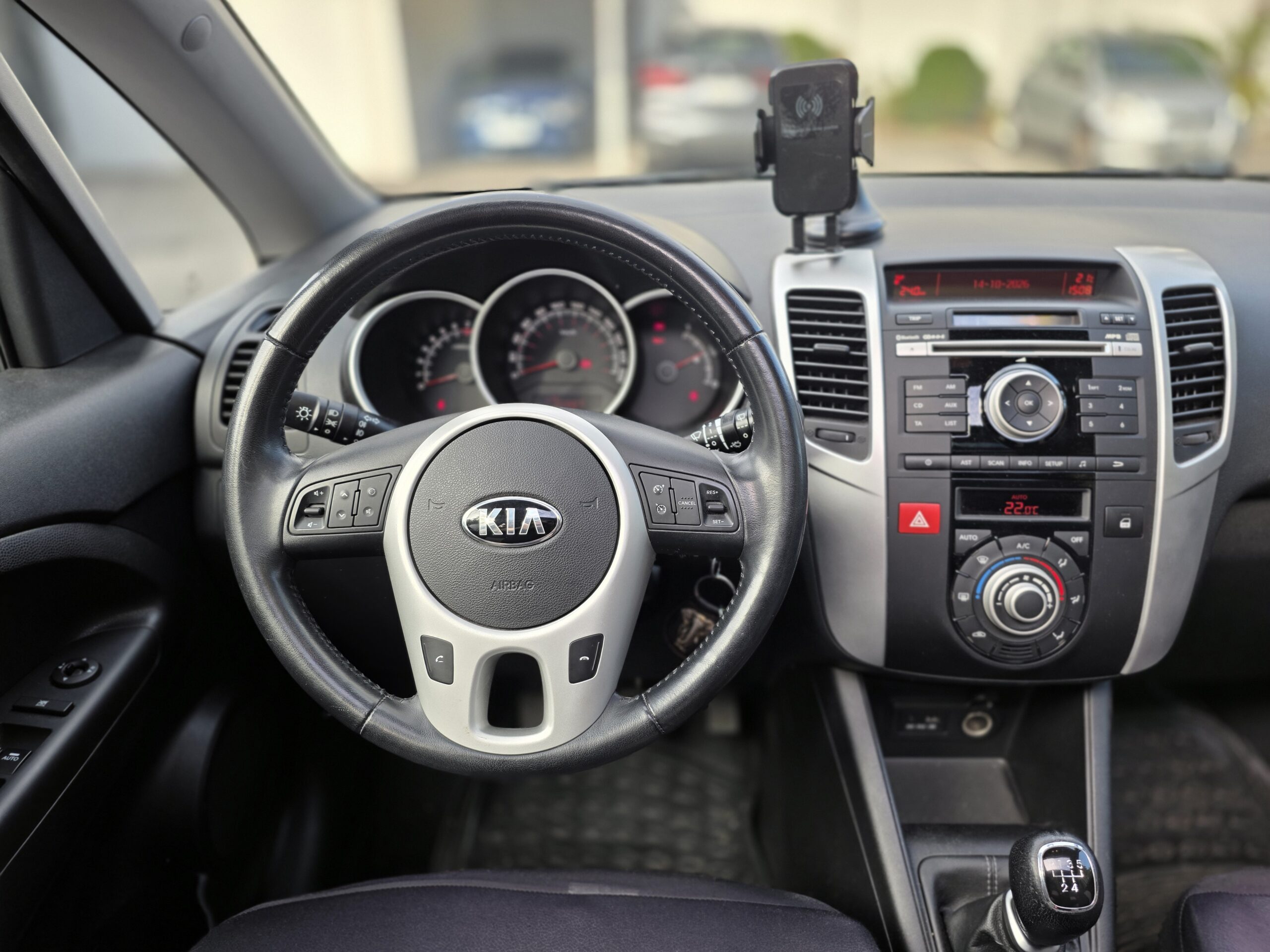 KIA VENGA – 1.4 CVVT 90ch BVM5 Finition URBAN CHIC