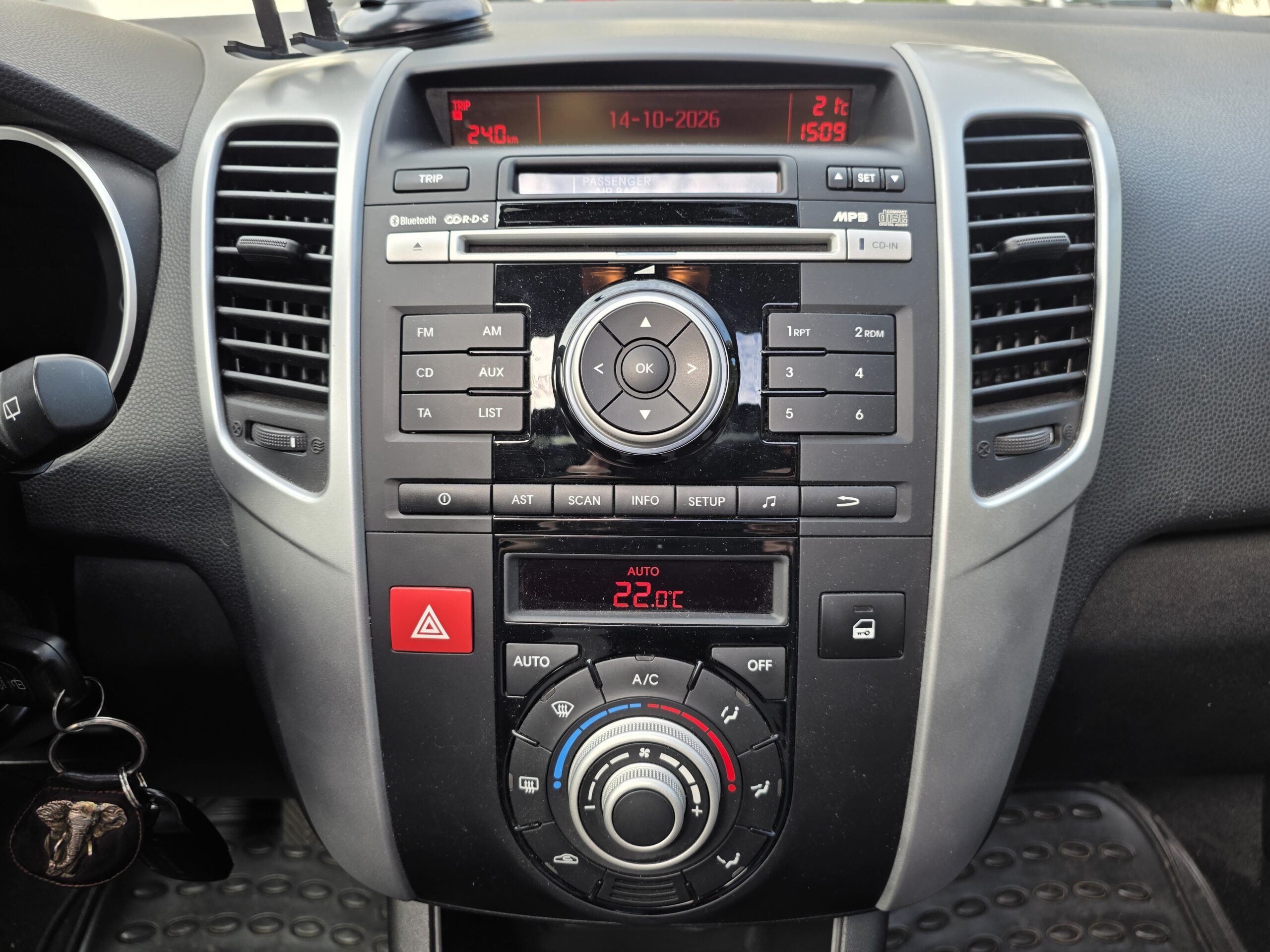 KIA VENGA – 1.4 CVVT 90ch BVM5 Finition URBAN CHIC
