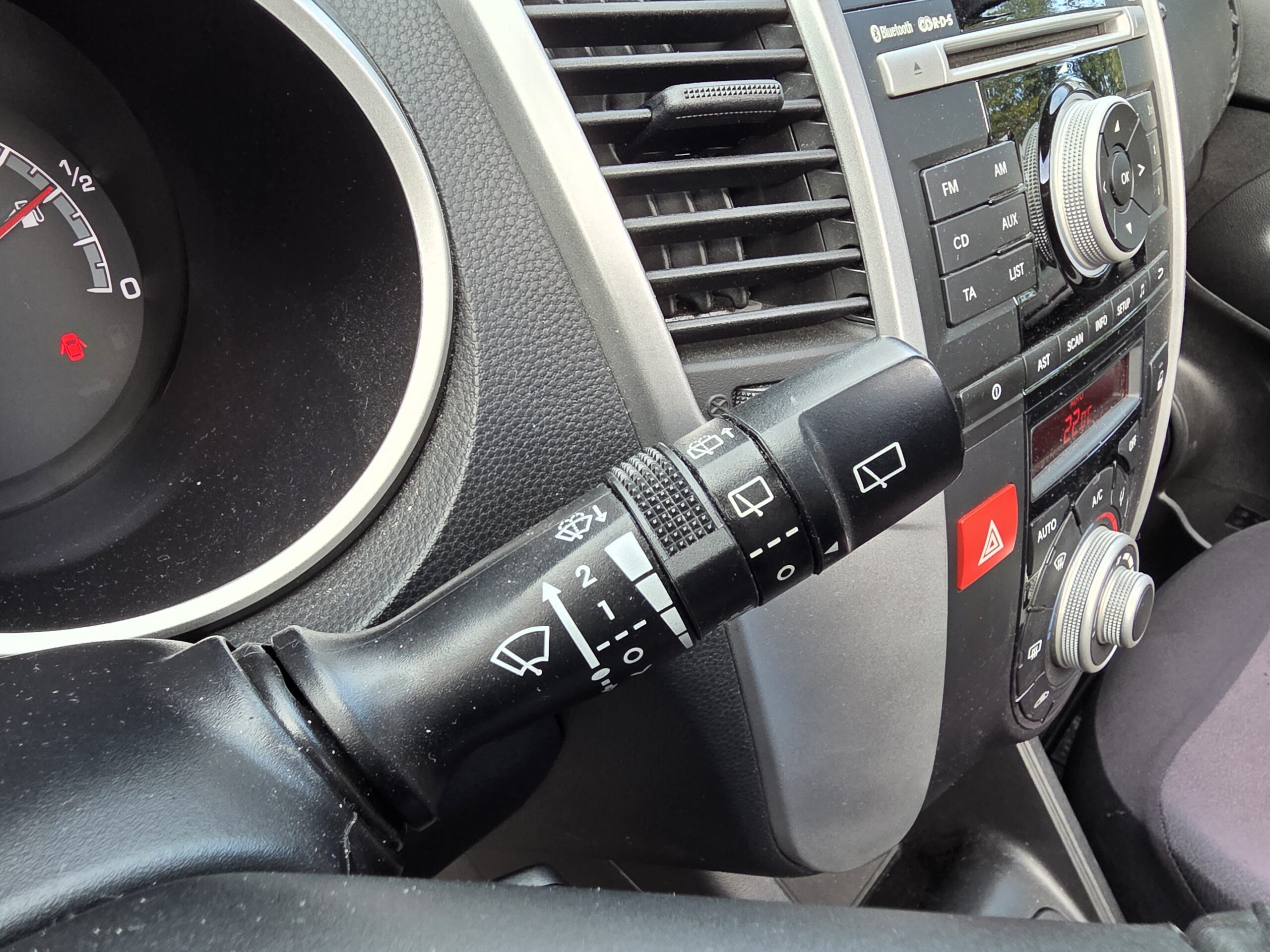 KIA VENGA – 1.4 CVVT 90ch BVM5 Finition URBAN CHIC