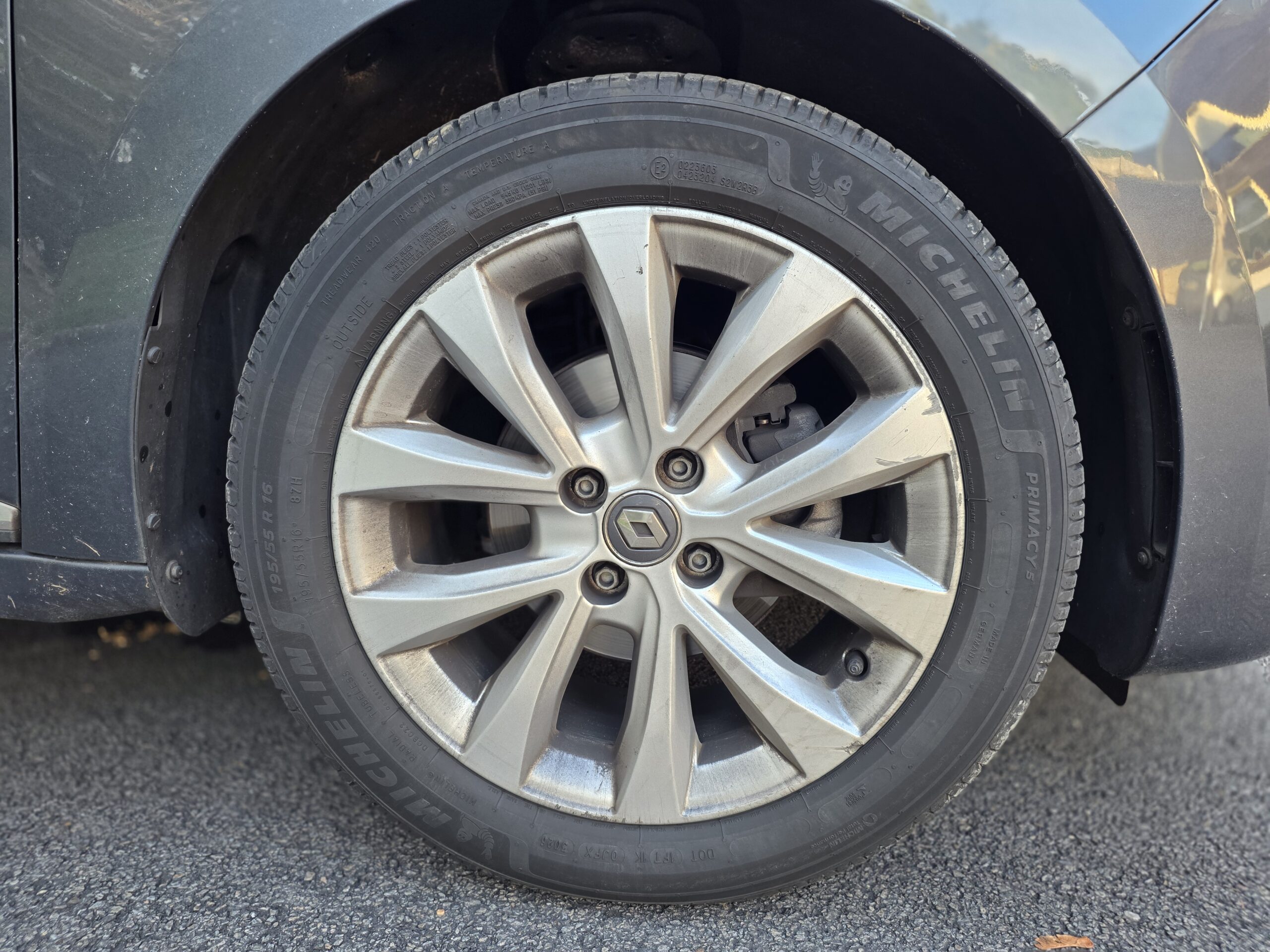 RENAULT CLIO 5 – 1.0 TCe 100ch BVM5 Finition INTENS