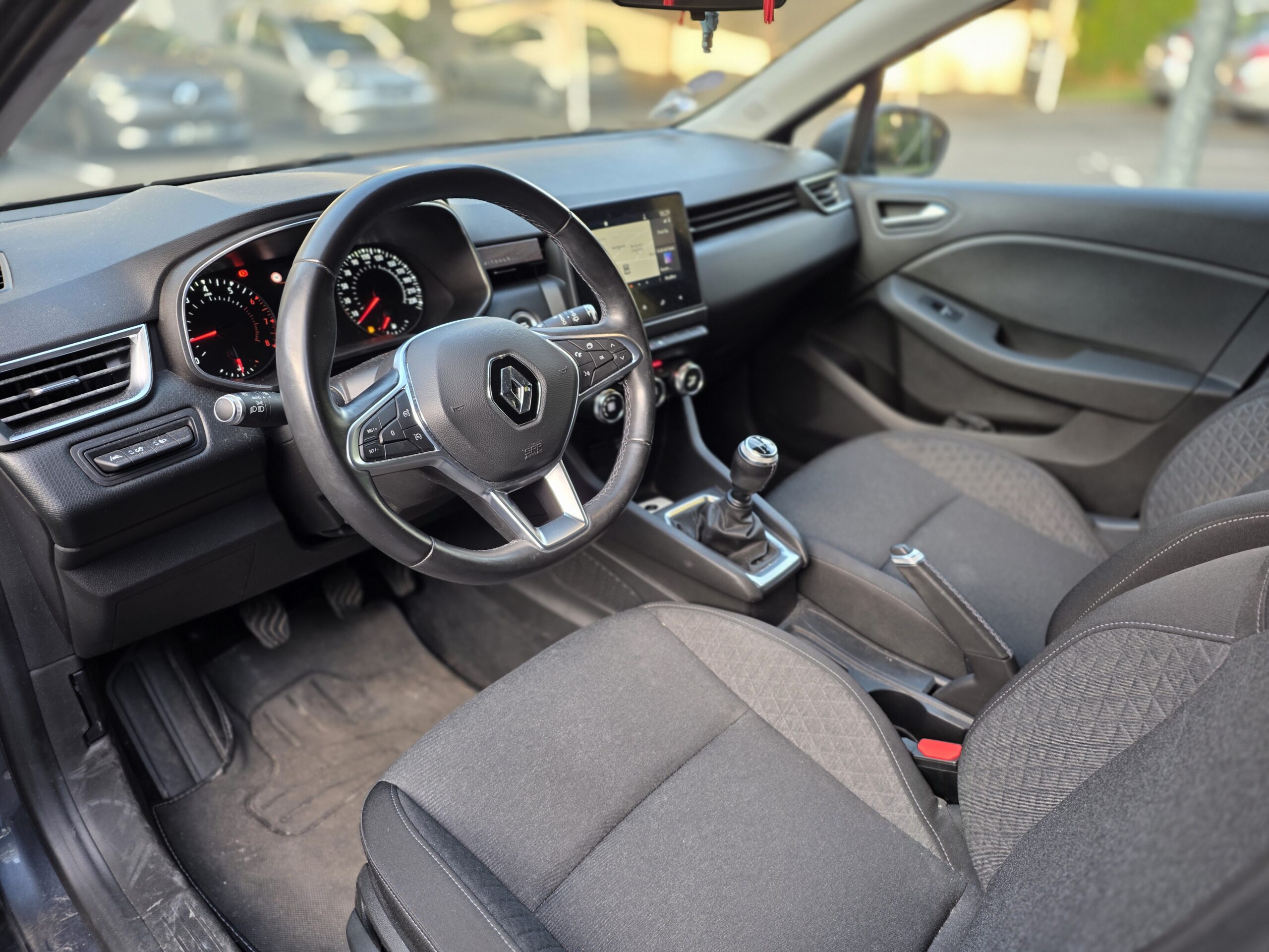 RENAULT CLIO 5 – 1.0 TCe 100ch BVM5 Finition INTENS