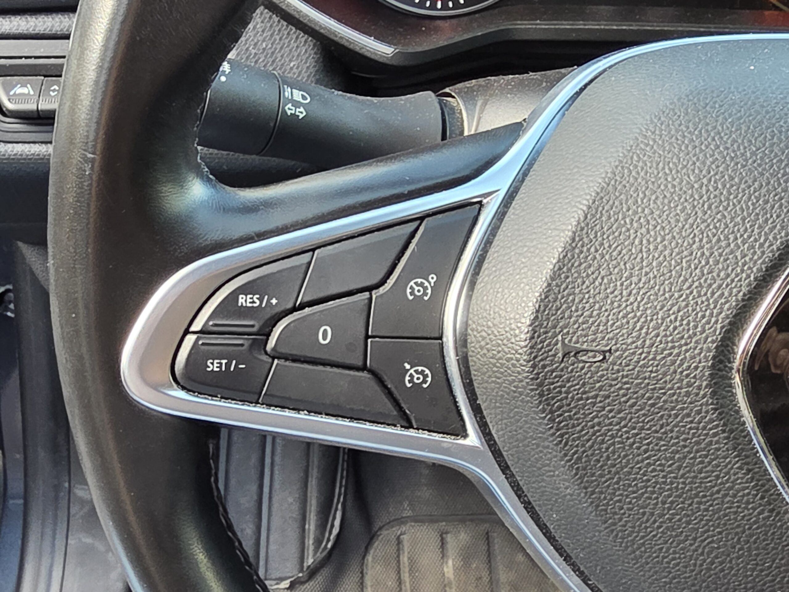 RENAULT CLIO 5 – 1.0 TCe 100ch BVM5 Finition INTENS