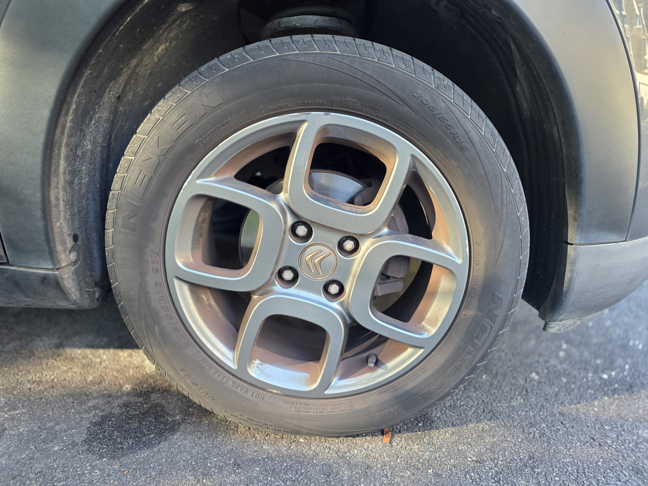 CITROËN C4 CACTUS – 1.2 PureTech 82ch BVM5 Finition SHINE