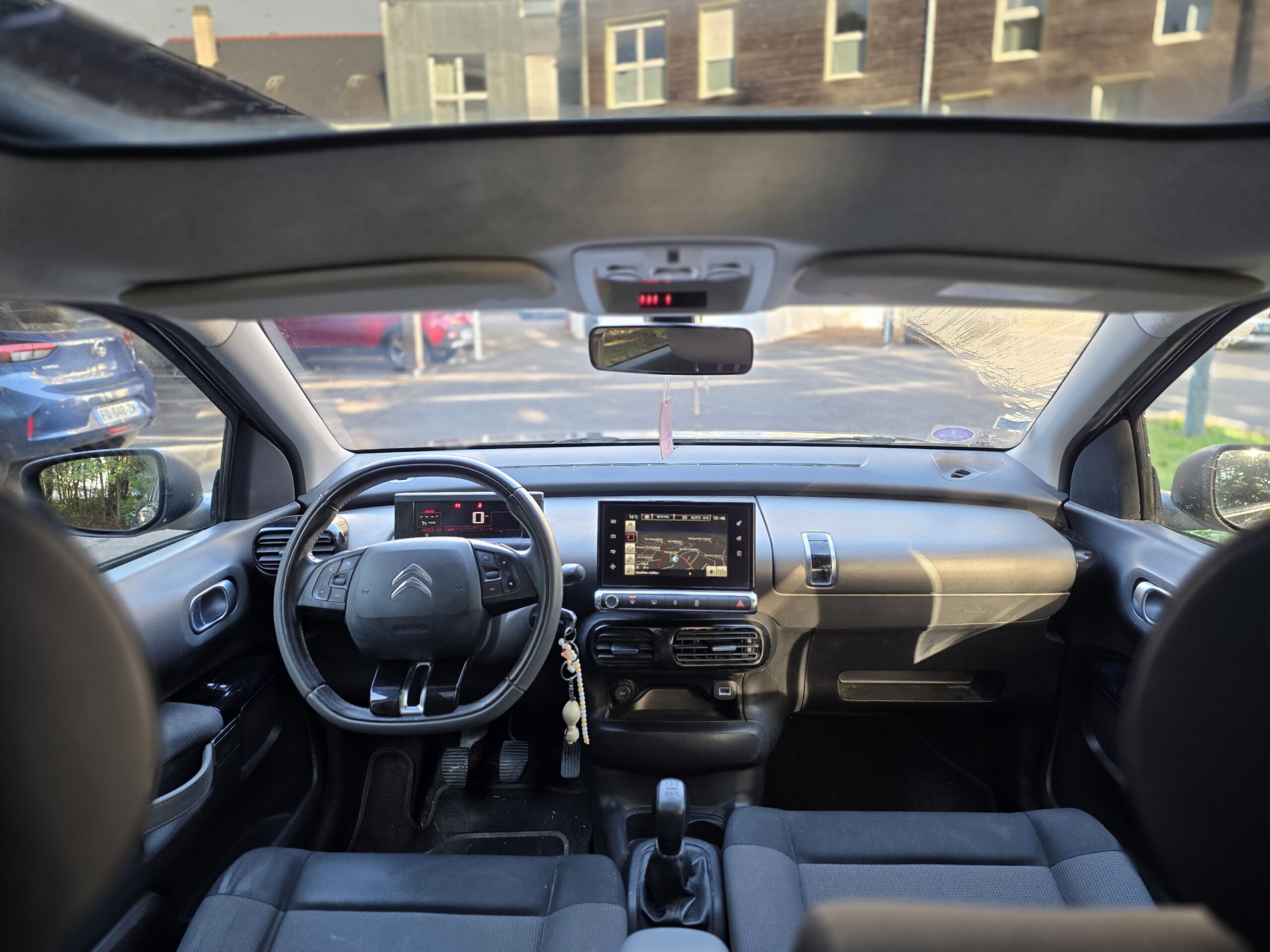 CITROËN C4 CACTUS – 1.2 PureTech 82ch BVM5 Finition SHINE