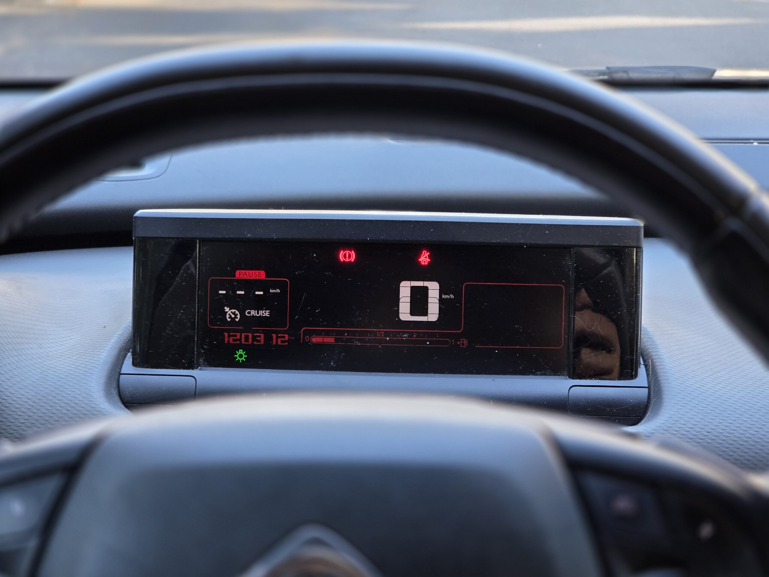 CITROËN C4 CACTUS – 1.2 PureTech 82ch BVM5 Finition SHINE