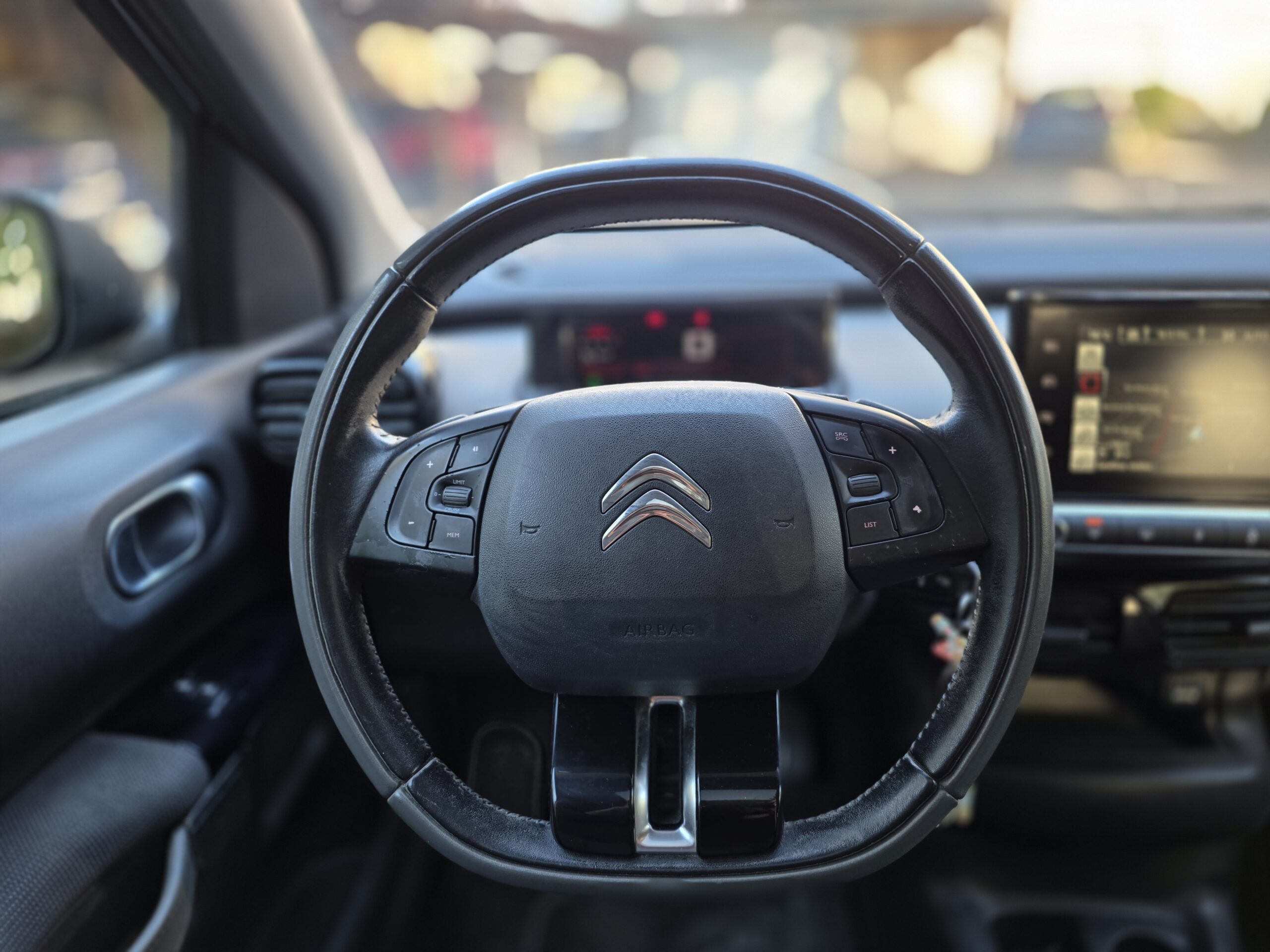 CITROËN C4 CACTUS – 1.2 PureTech 82ch BVM5 Finition SHINE