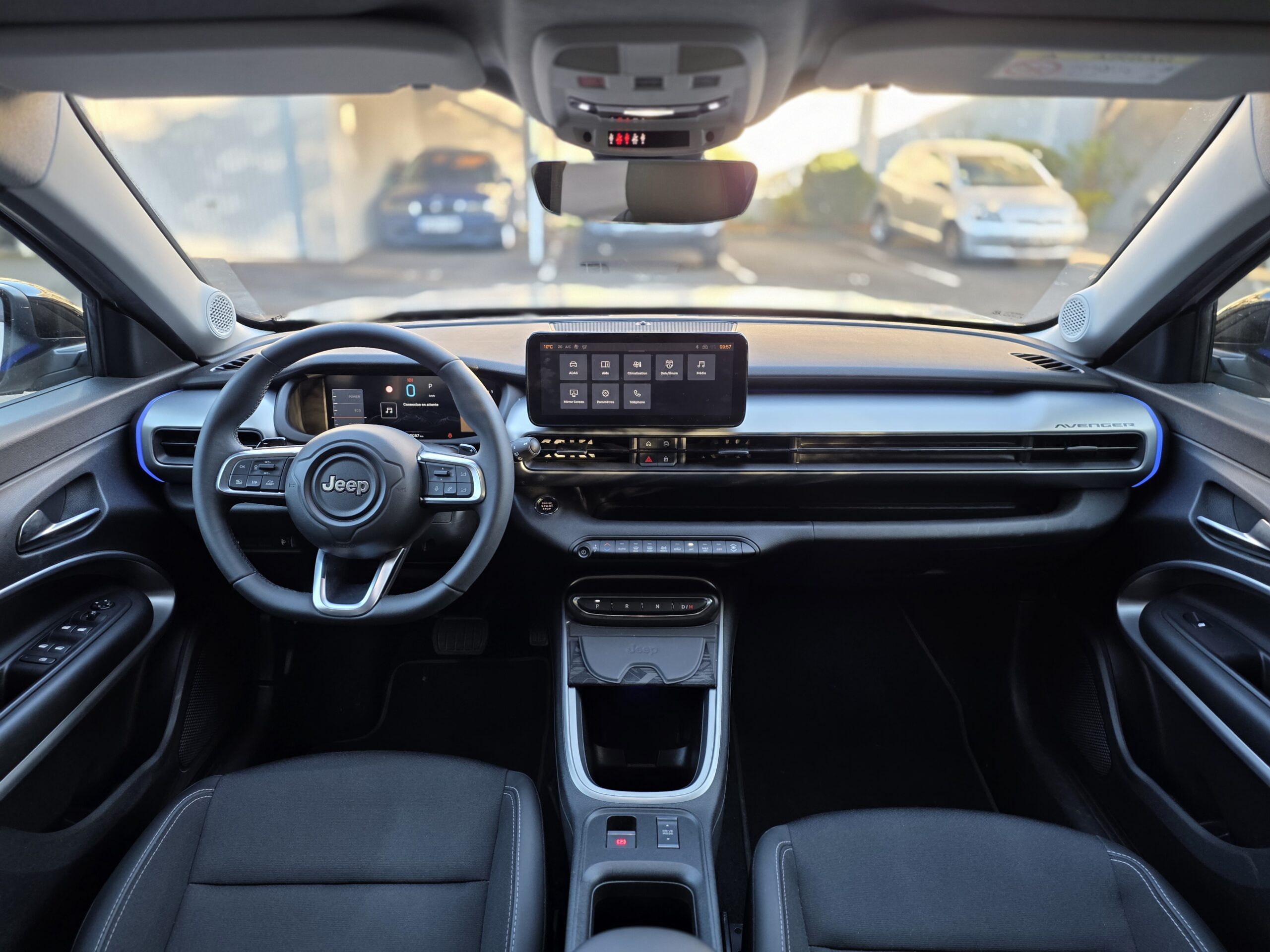 JEEP AVENGER – 1.2 Turbo e-Hybrid 110 ch Boîte automatique e-DCS6 Finition SUMMIT