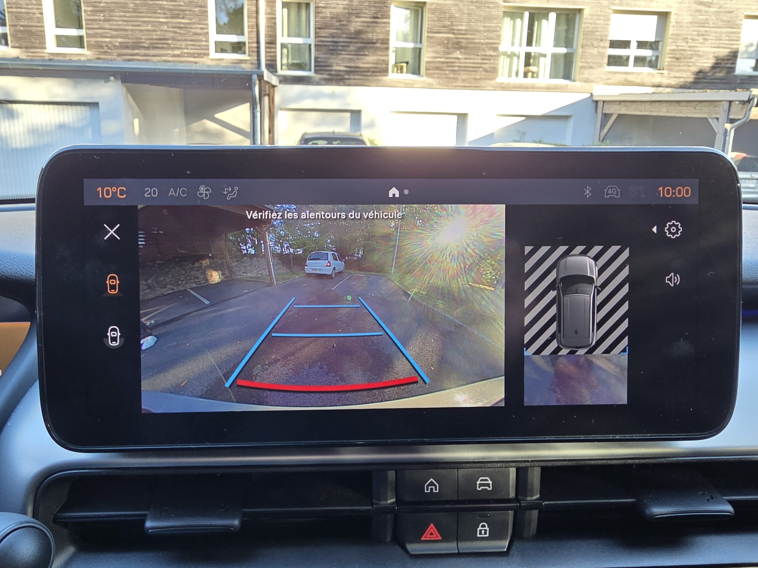 JEEP AVENGER – 1.2 Turbo e-Hybrid 110 ch Boîte automatique e-DCS6 Finition SUMMIT