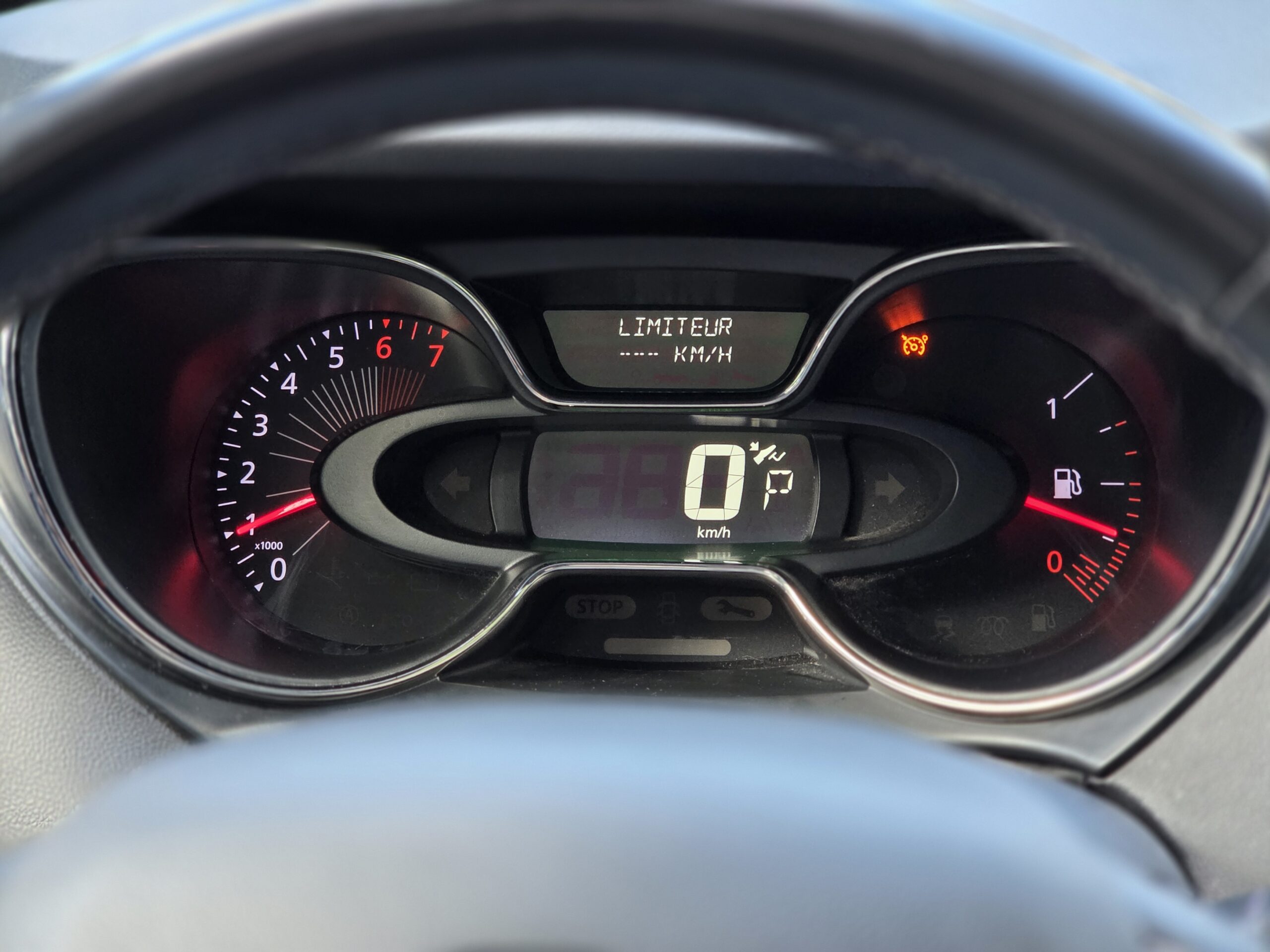 RENAULT CAPTUR – 1.2 TCe 120ch EDC6 Finition INTENS