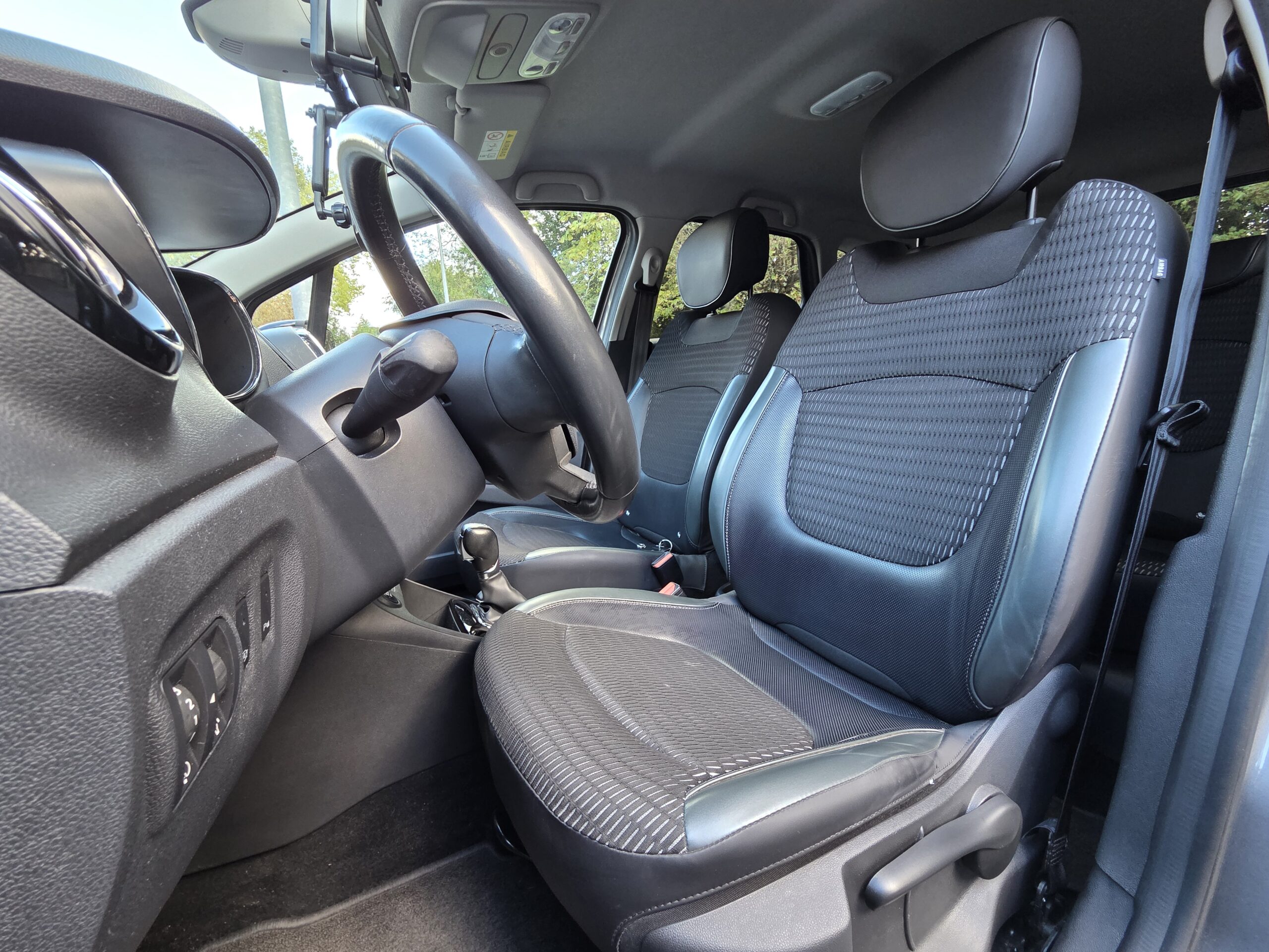 RENAULT CAPTUR – 1.2 TCe 120ch EDC6 Finition INTENS