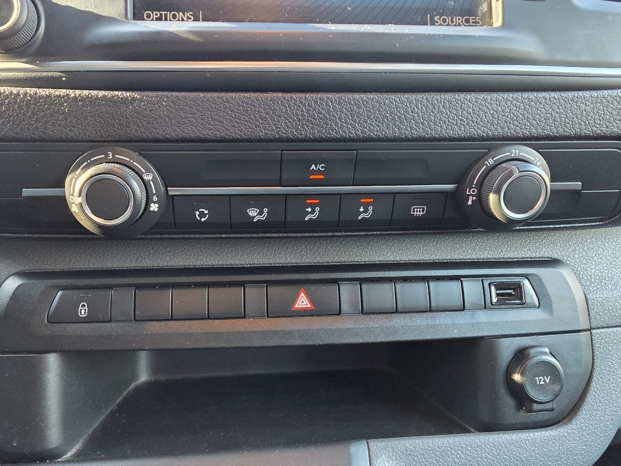 TOYOTA PROACE LONG – 2.0 D-4D 144ch BVM6 Finition DYNAMIC