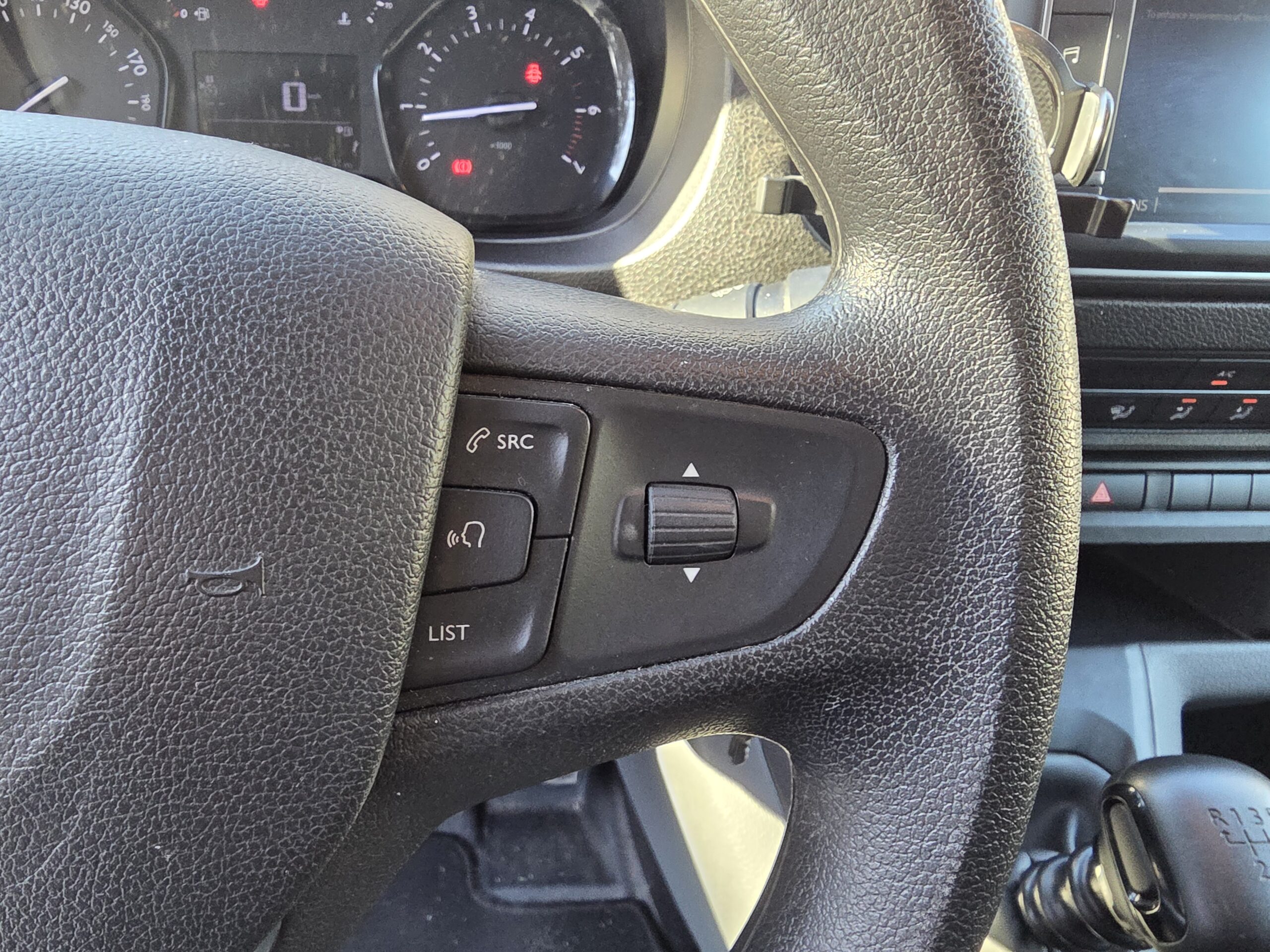 TOYOTA PROACE LONG – 2.0 D-4D 144ch BVM6 Finition DYNAMIC