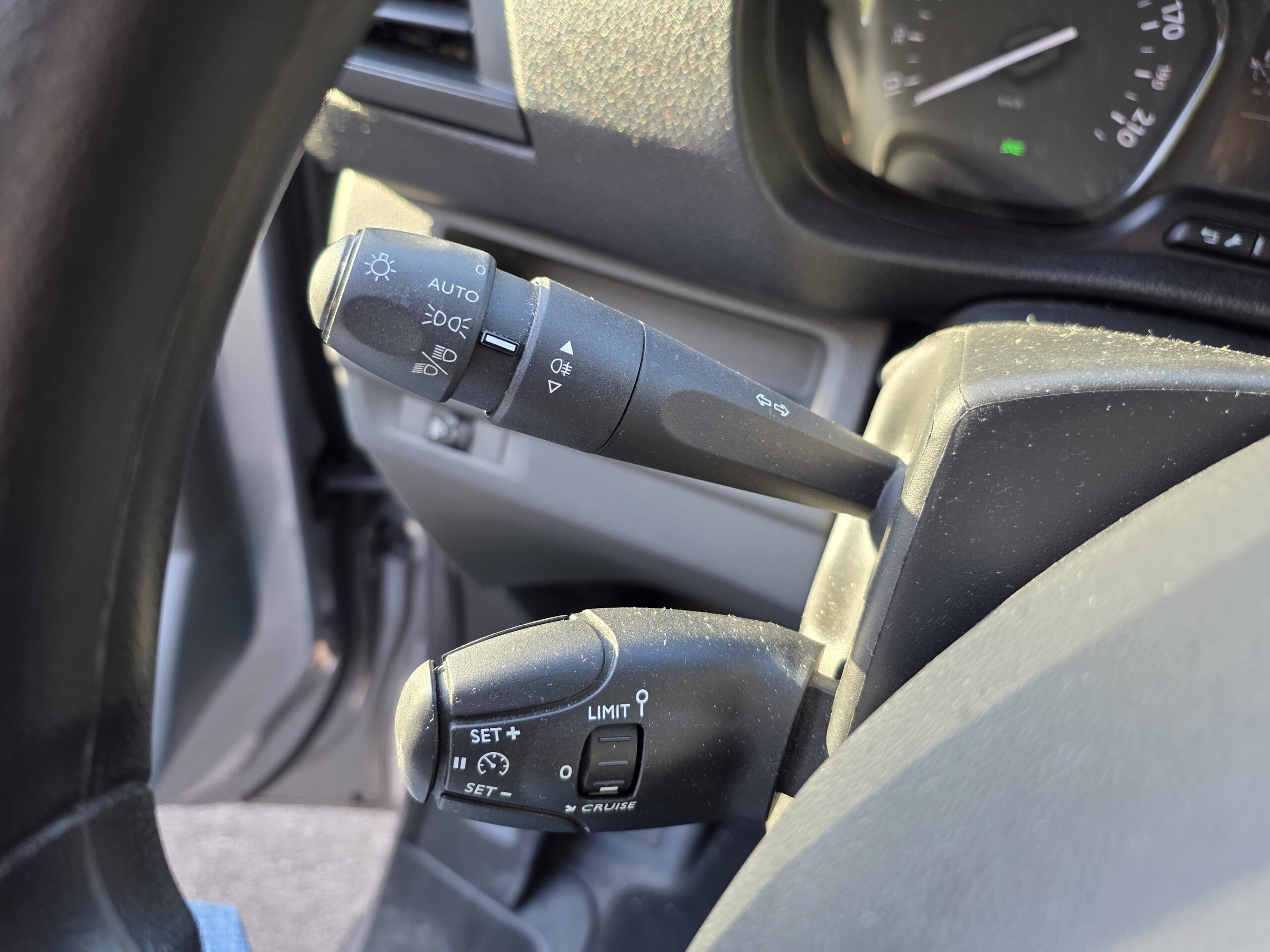 TOYOTA PROACE LONG – 2.0 D-4D 144ch BVM6 Finition DYNAMIC