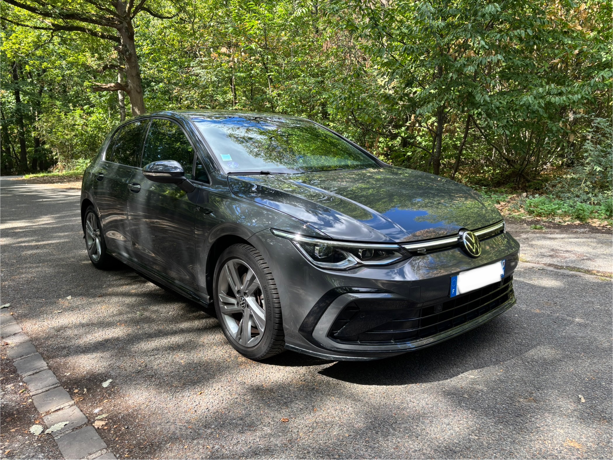 VOLKSWAGEN Golf VIII 1.5 eTSi DSG7 150 R LINE
