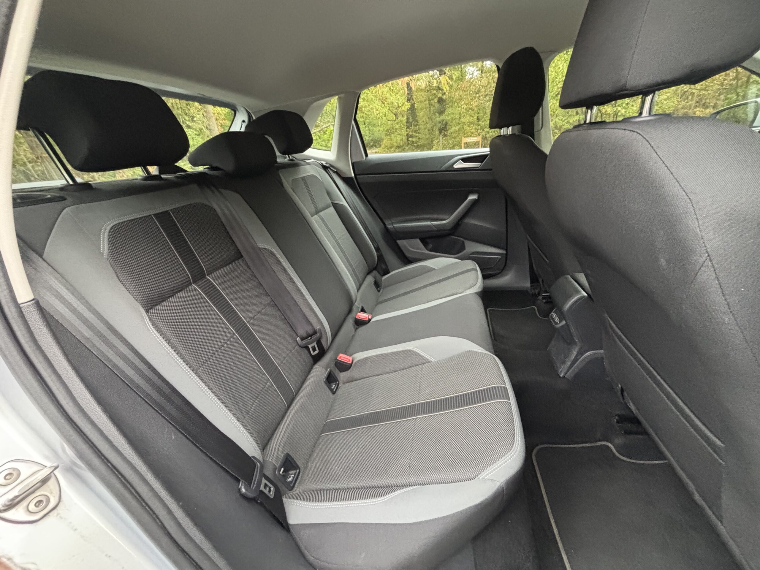 VOLKSWAGEN Polo VI 1.0 TSI DSG7 95 R-line