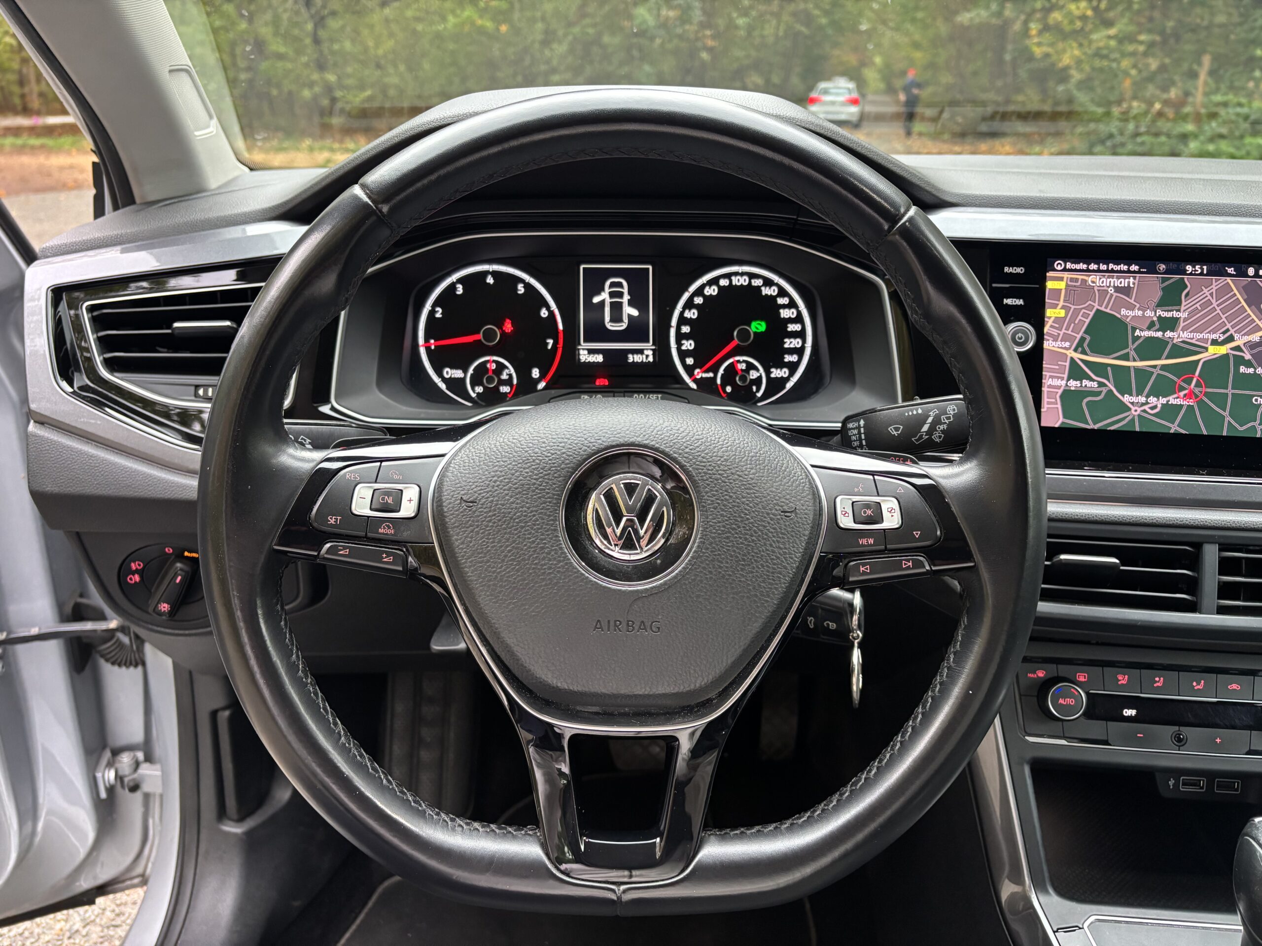 VOLKSWAGEN Polo VI 1.0 TSI DSG7 95 R-line