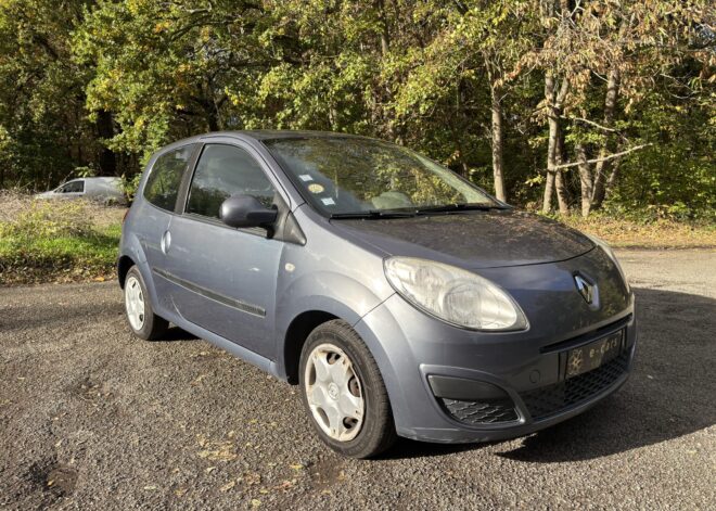 RENAULT Twingo II 1.5 dCi 65 TREND