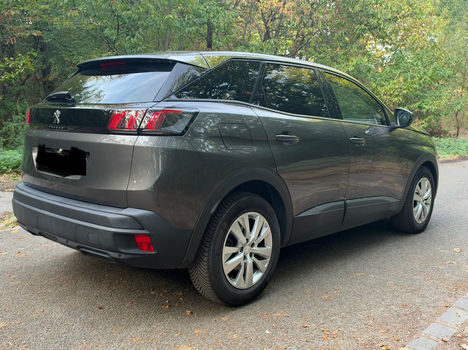 PEUGEOT 3008 Phase 2 1.5 BlueHDi EAT8 130 ACTIVE BUSINESS