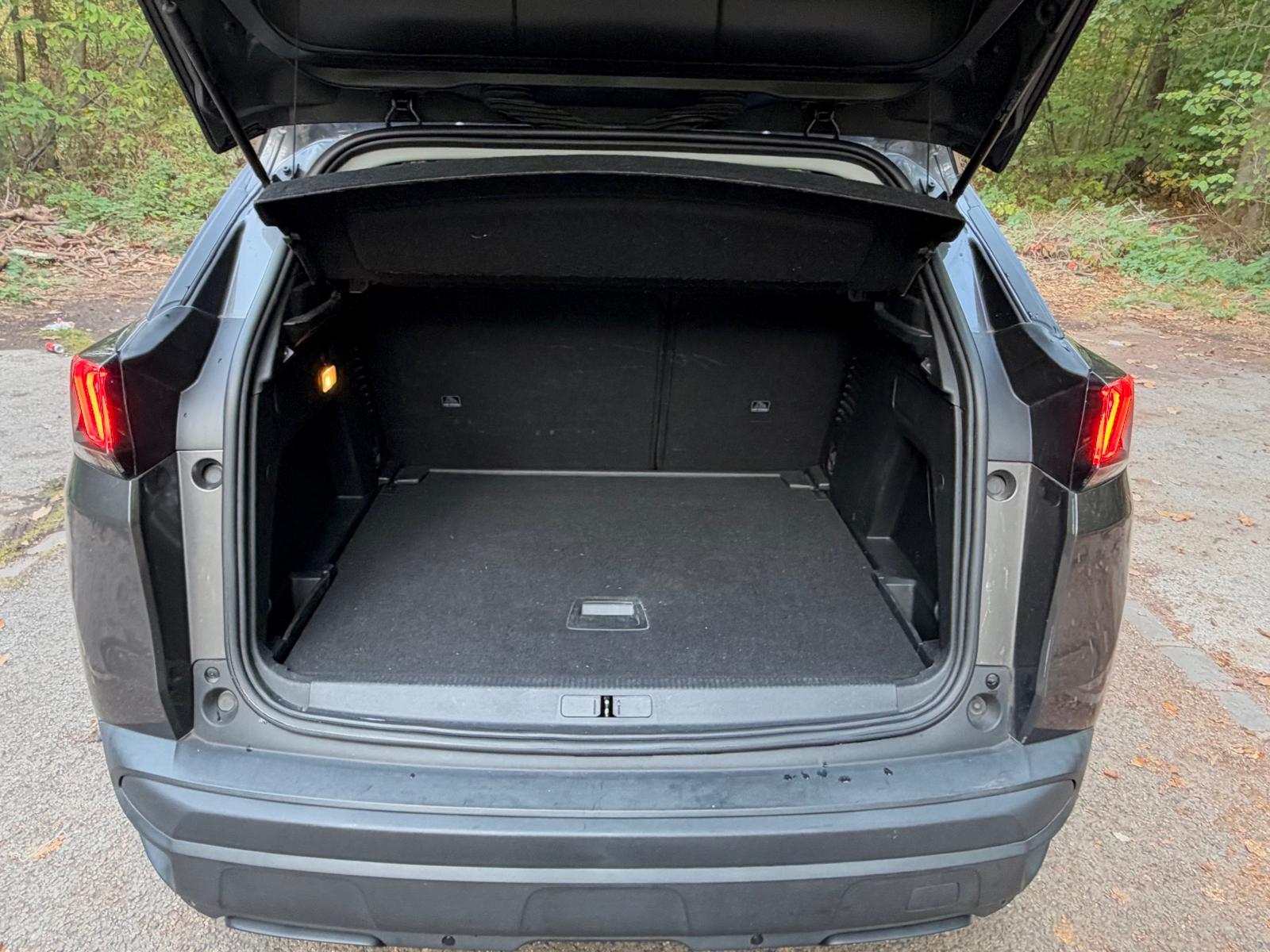 PEUGEOT 3008 Phase 2 1.5 BlueHDi EAT8 130 ACTIVE BUSINESS