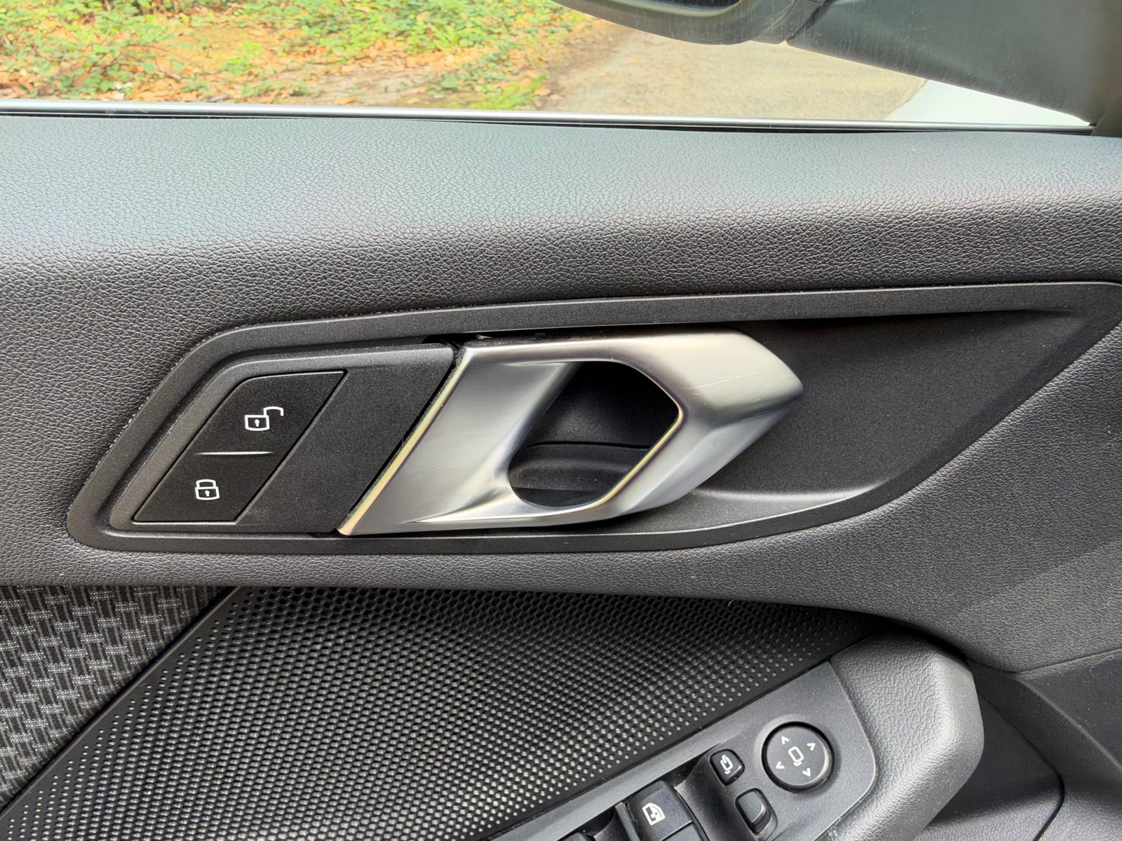 BMW Série 1 118i 136 BUSINESS DESIGN