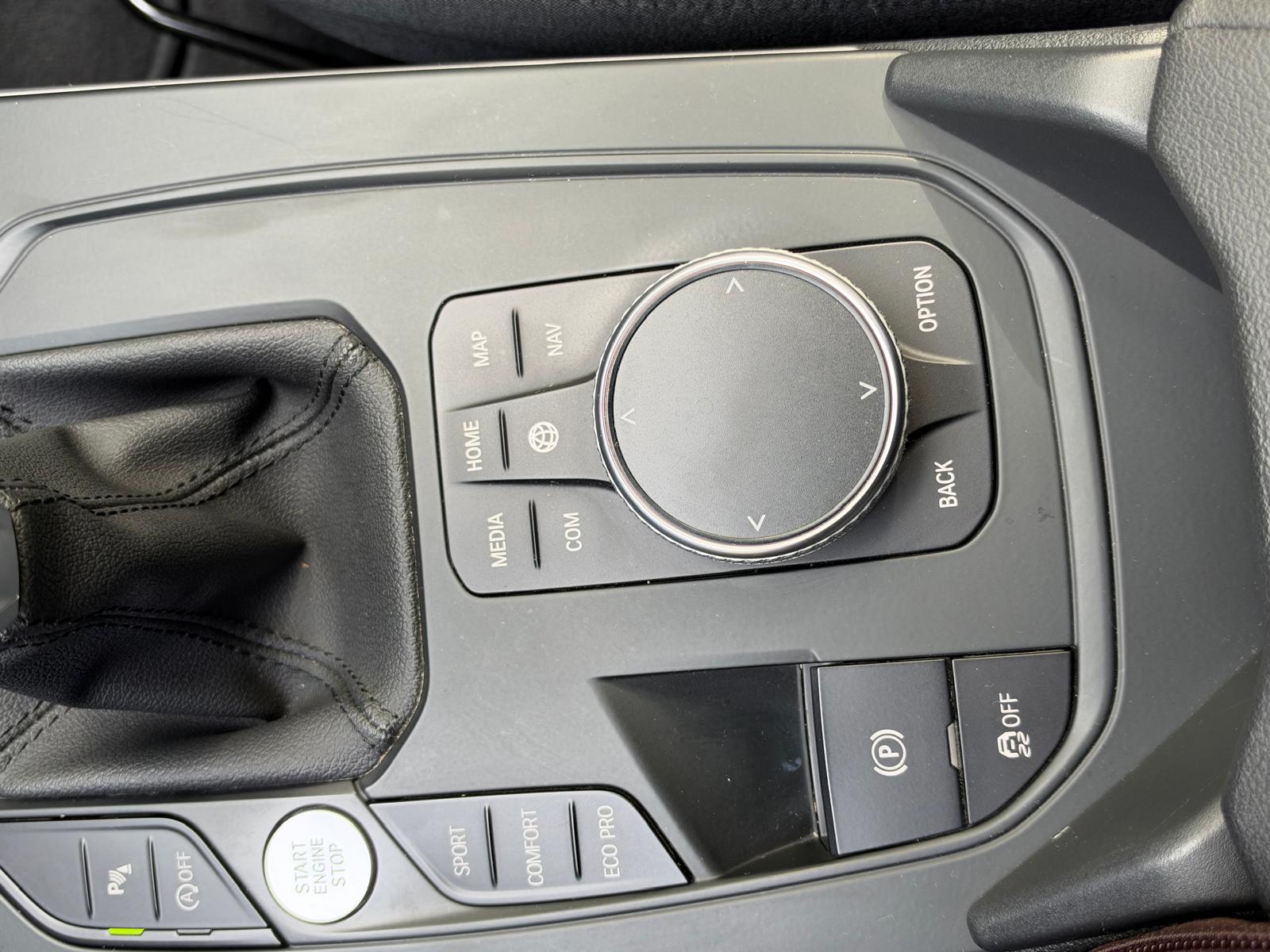 BMW Série 1 118i 136 BUSINESS DESIGN