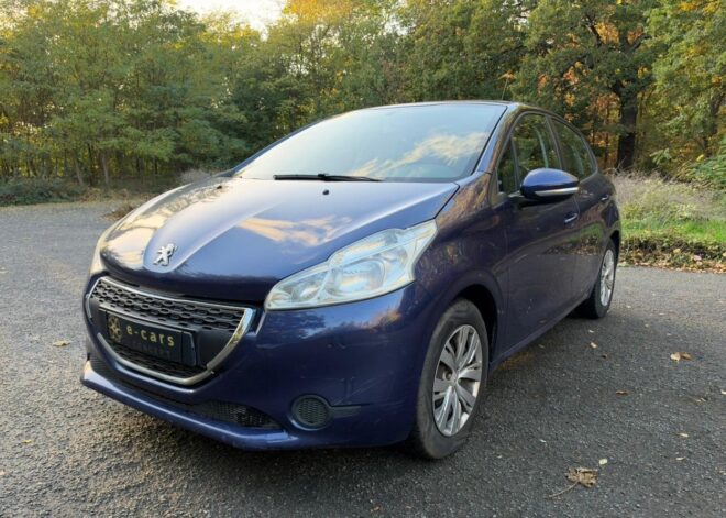PEUGEOT 208 1.2 VTi 12V 82