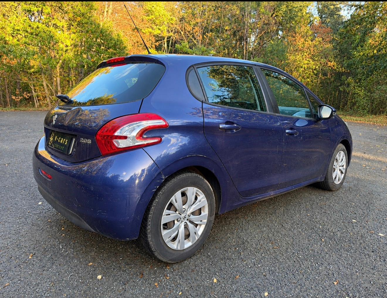PEUGEOT 208 1.2 VTi 12V 82