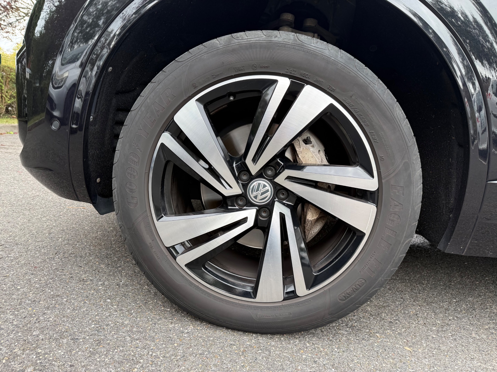 Volkswagen Touareg 3.0 TDI V6 4 MOTION 286ch R-line