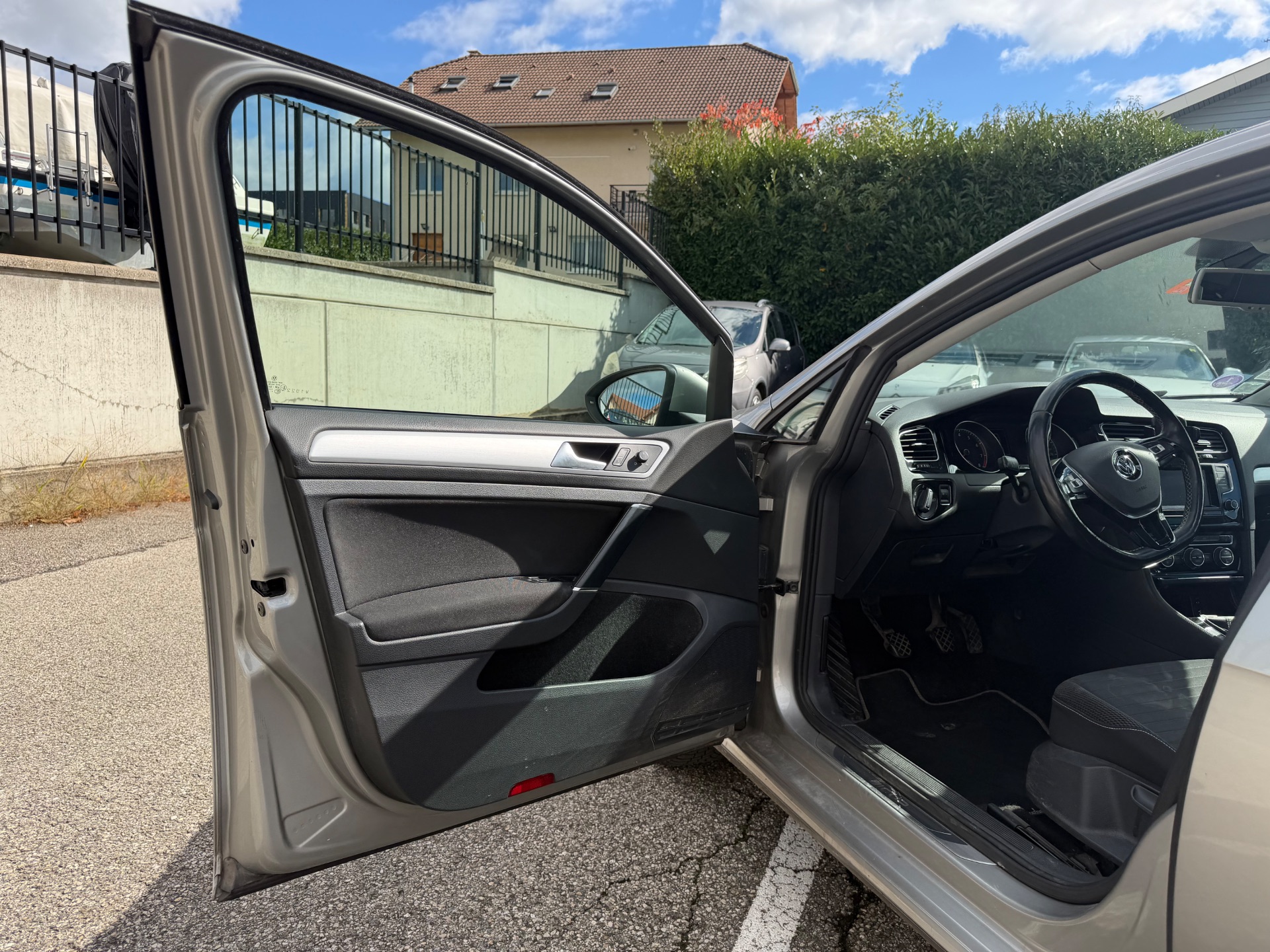 Volkswagen Golf 1.2 TSI 105ch CUP 4 pneus neige sur jantes