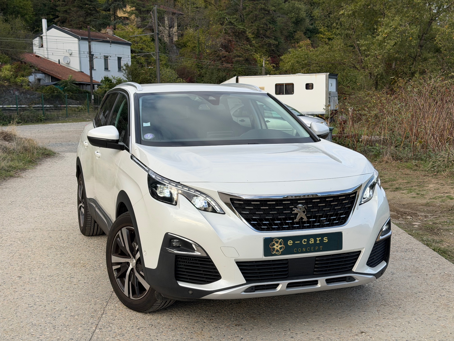 PEUGEOT 3008 1.2 puretech 130ch Allure