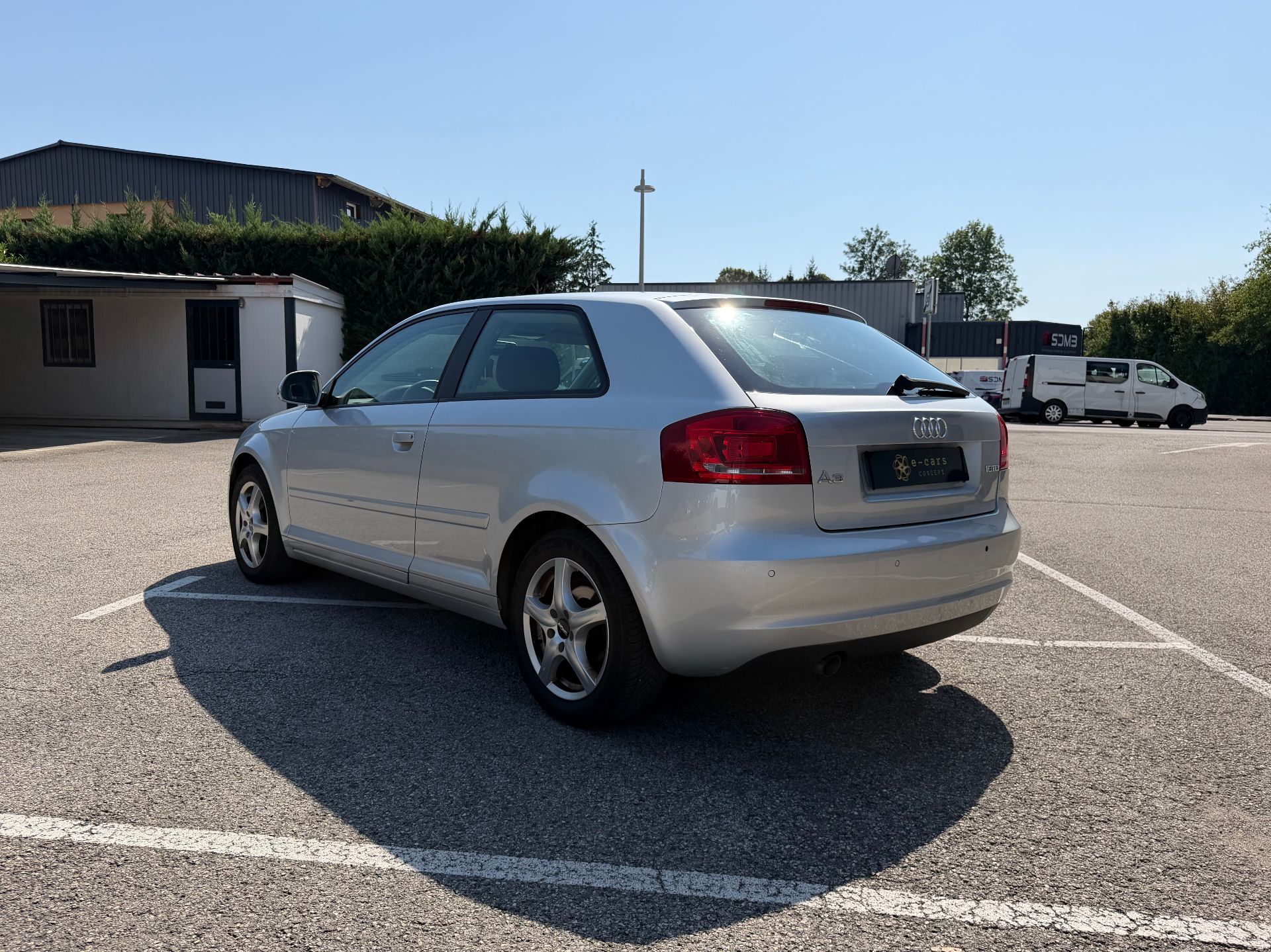 Audi A3 1.6 tdi 105ch AMBITION