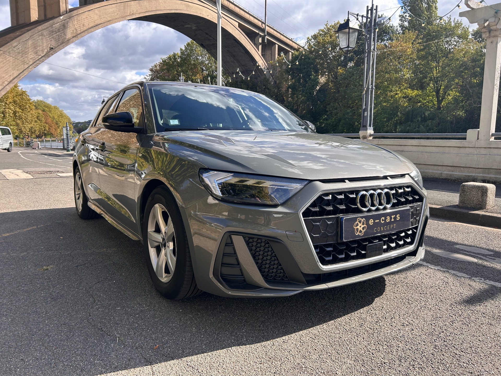Audi A1 110ch s line