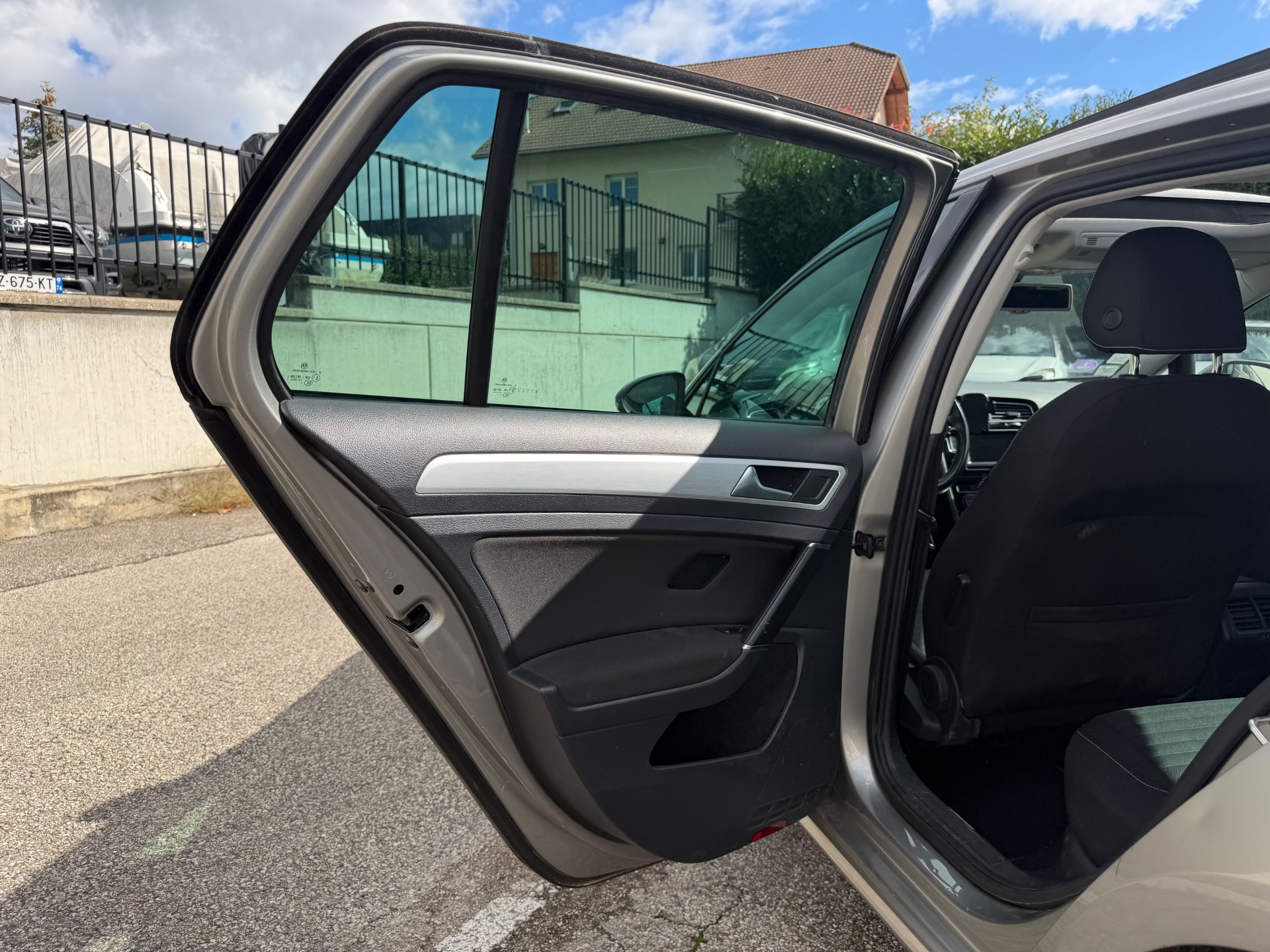 Volkswagen Golf 1.2 TSI 105ch CUP 4 pneus neige sur jantes