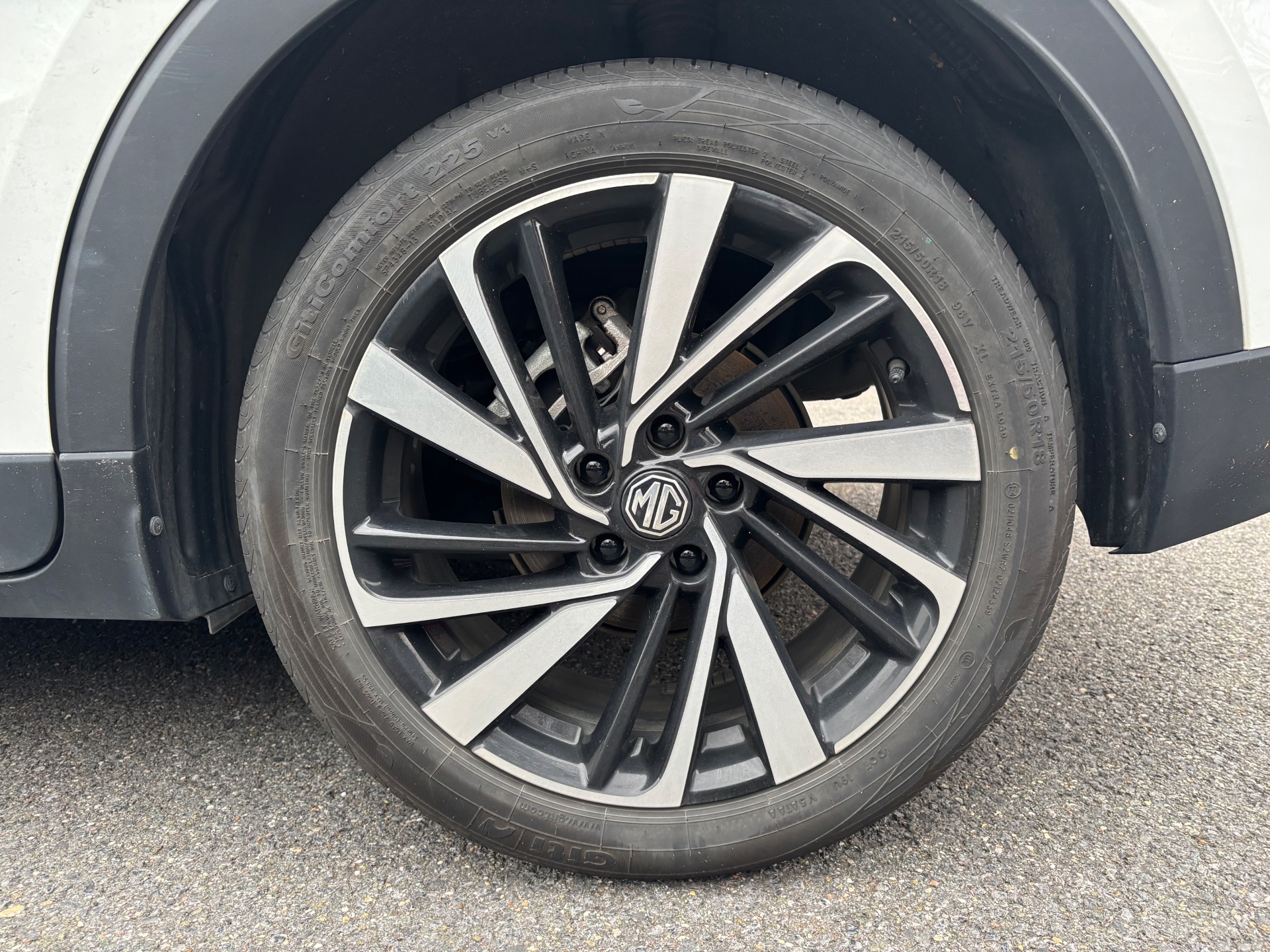MG ZS 1.5 197ch LUXURY