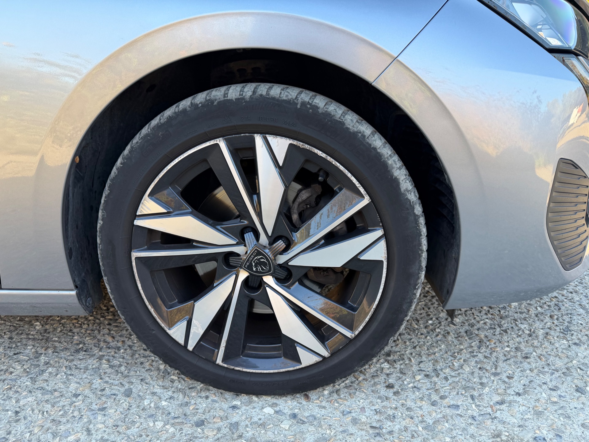 Peugeot 308 1.5 BLUEHDI 130ch allure pack