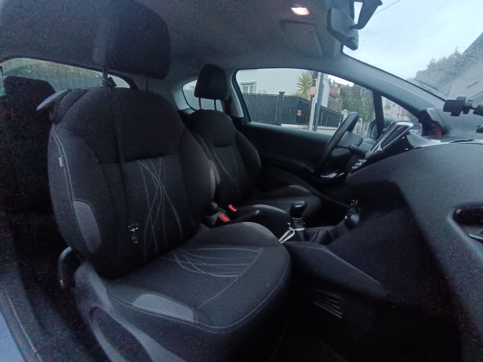 Peugeot 208 1.2 82ch ACTIVE
