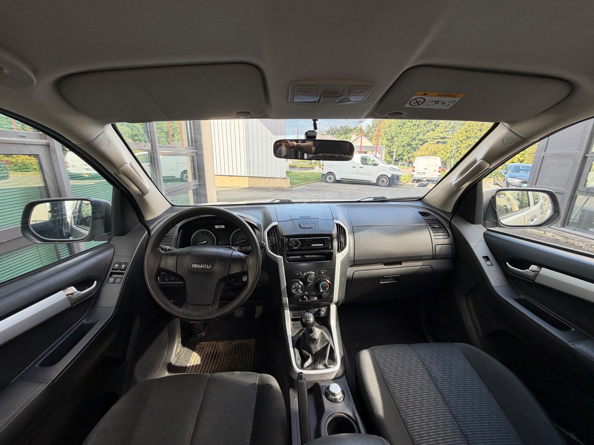 isuzu D-MAX 1.9 DDi 164ch “Planet”