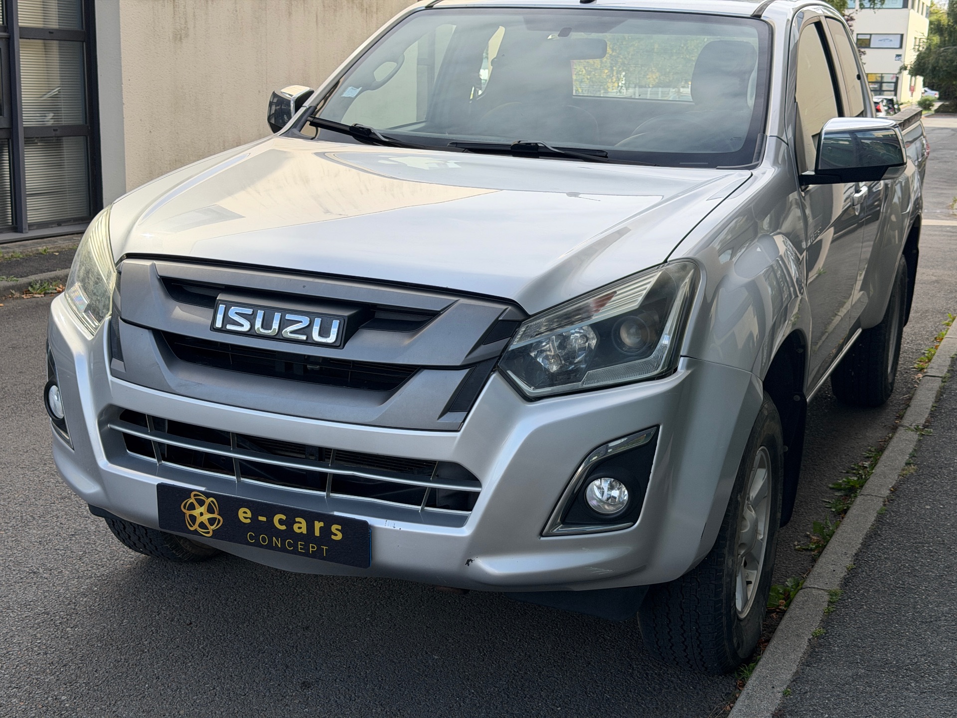 isuzu D-MAX 1.9 DDi 164ch “Planet”