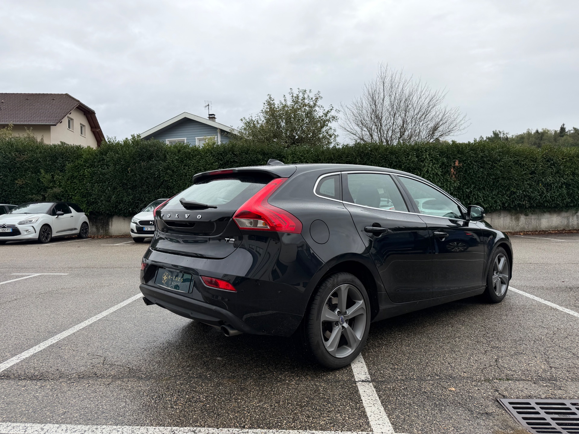 Volvo V40 1.6 122ch MOMENTUM