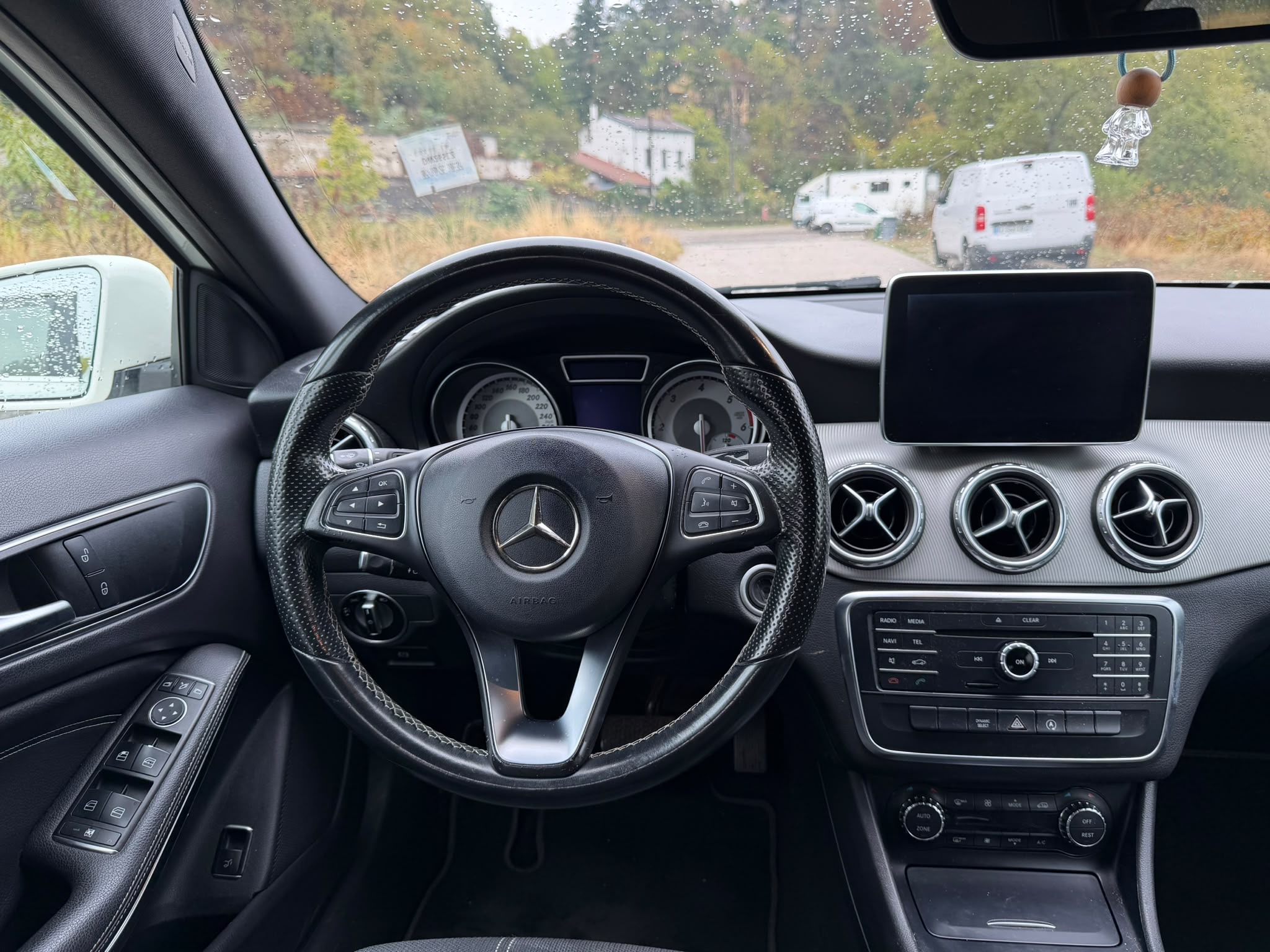Mercedes-Benz GLA 220 D 177ch business