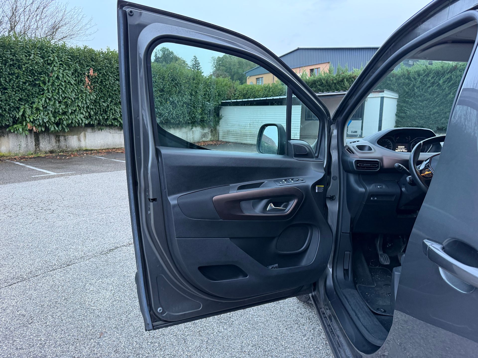 Peugeot Rifter 1.5HDI 130ch GT LINE