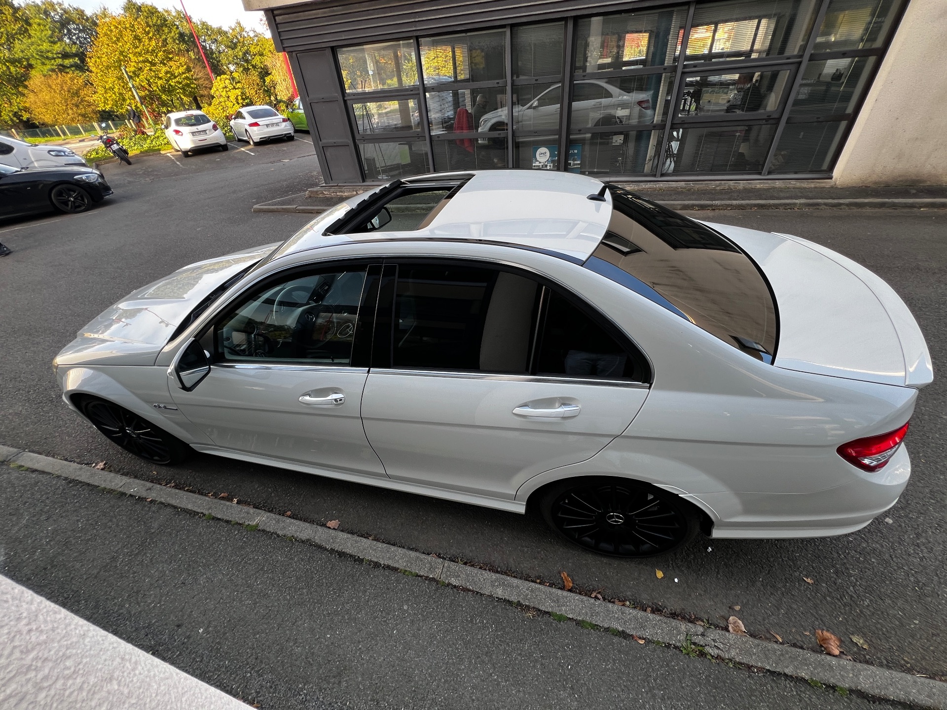 Mercedes-Benz C63 V8 6,2L 457ch AMG