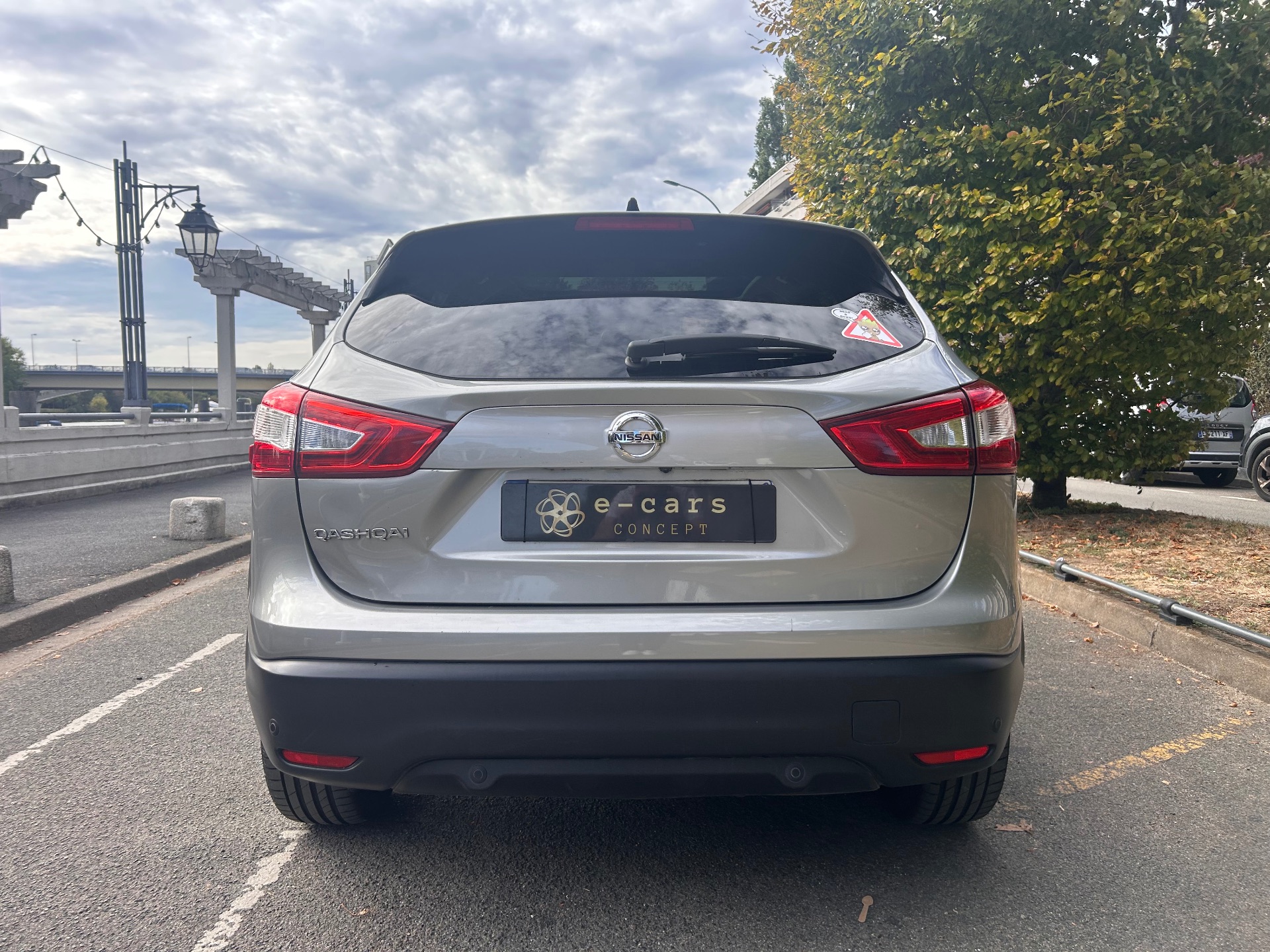 Nissan Quashqai 1.2 dig 115ch techna