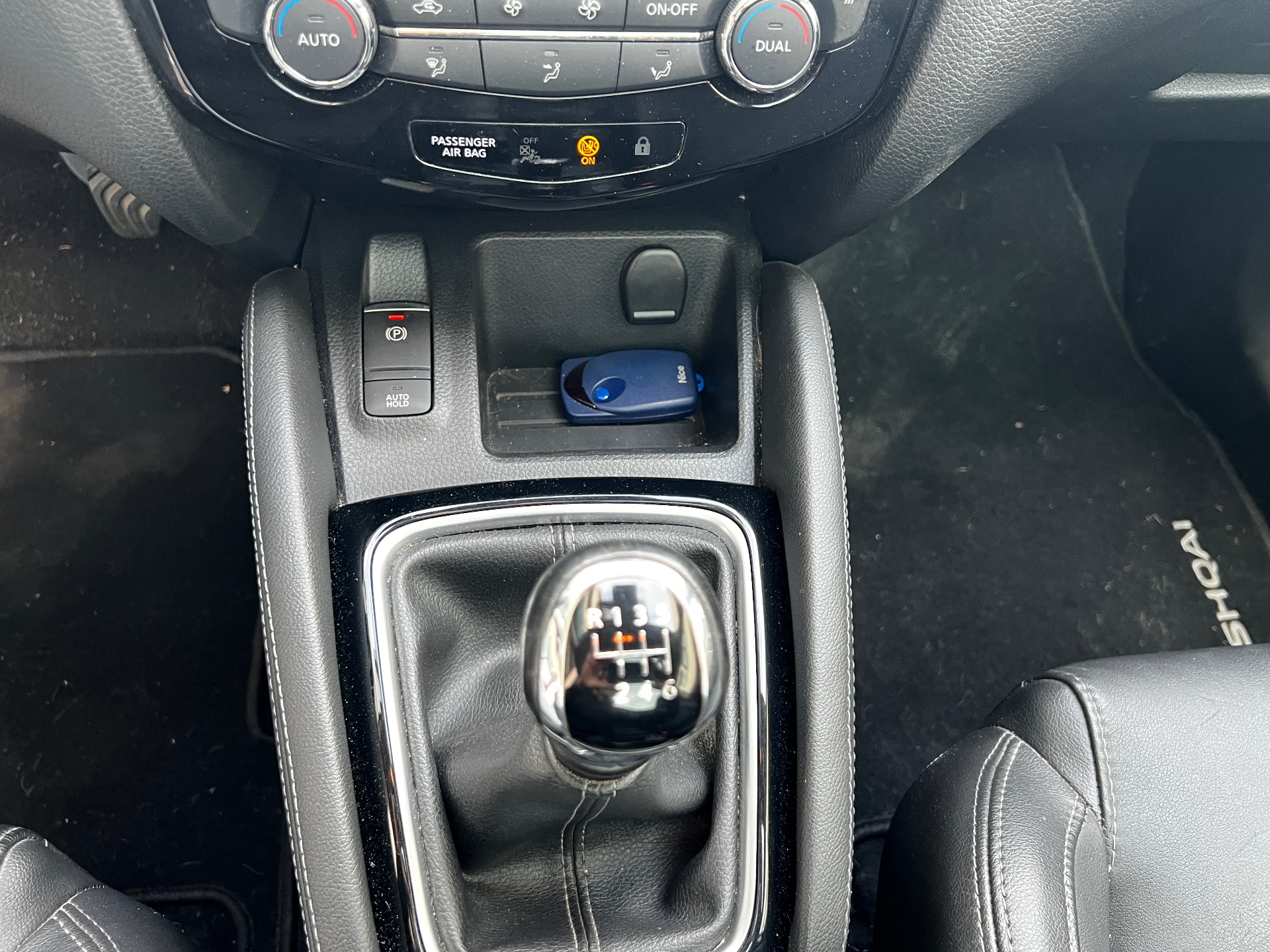 Nissan QASHQAI 1.2 DIG-T 115ch TEKNA