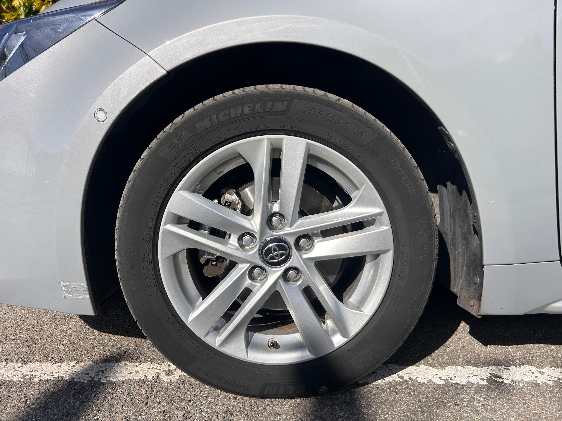 toyata corolla 122ch touring sport