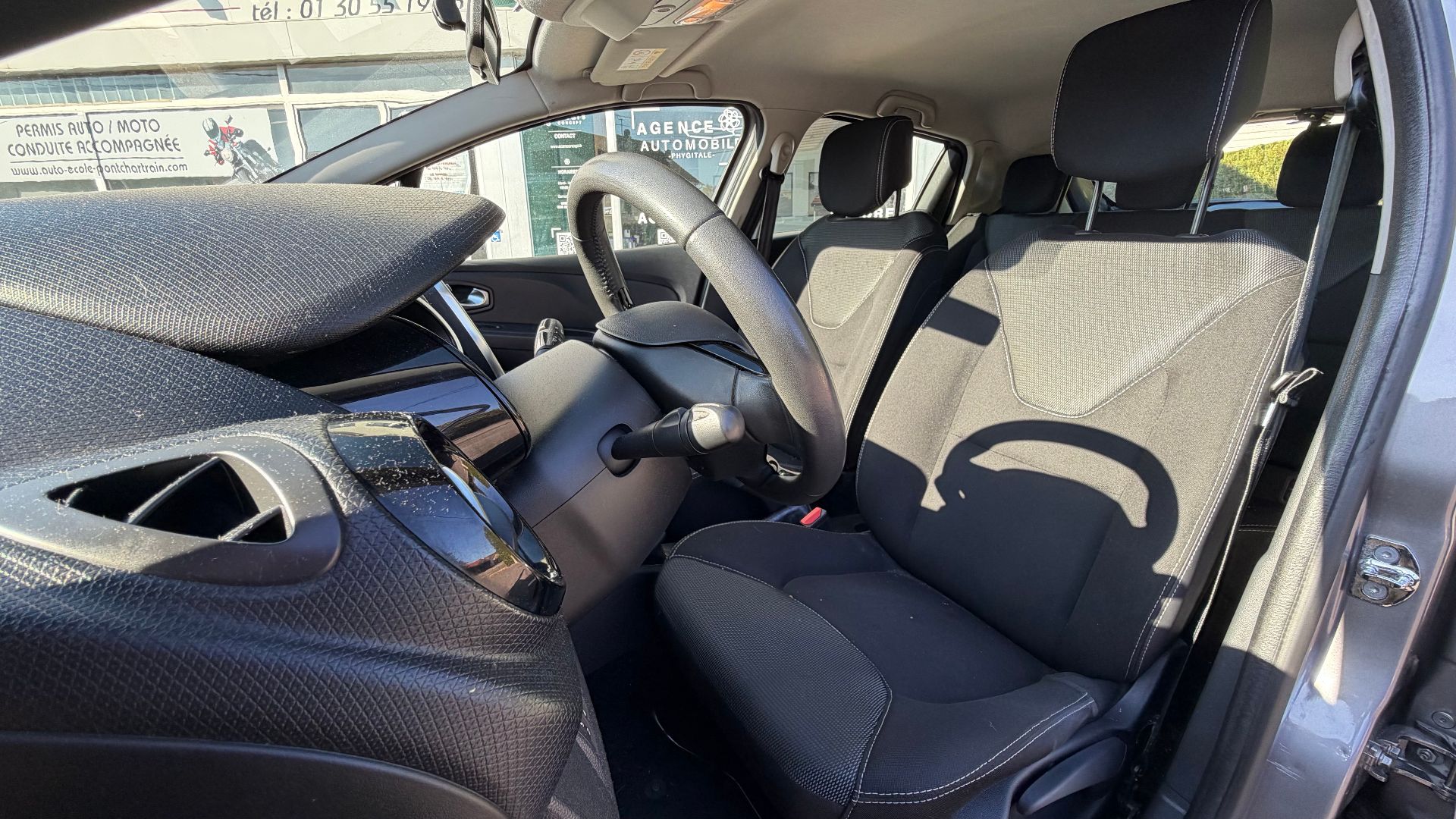 Renault Clio IV 1.2 TCE 75ch Zen