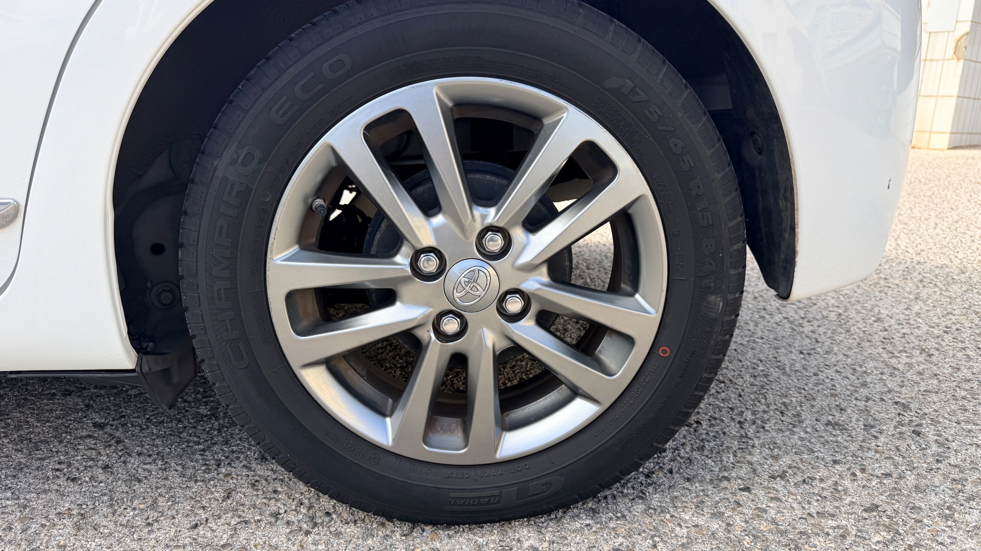 Toyota Yaris 1.3 VVTI 99ch dynamic