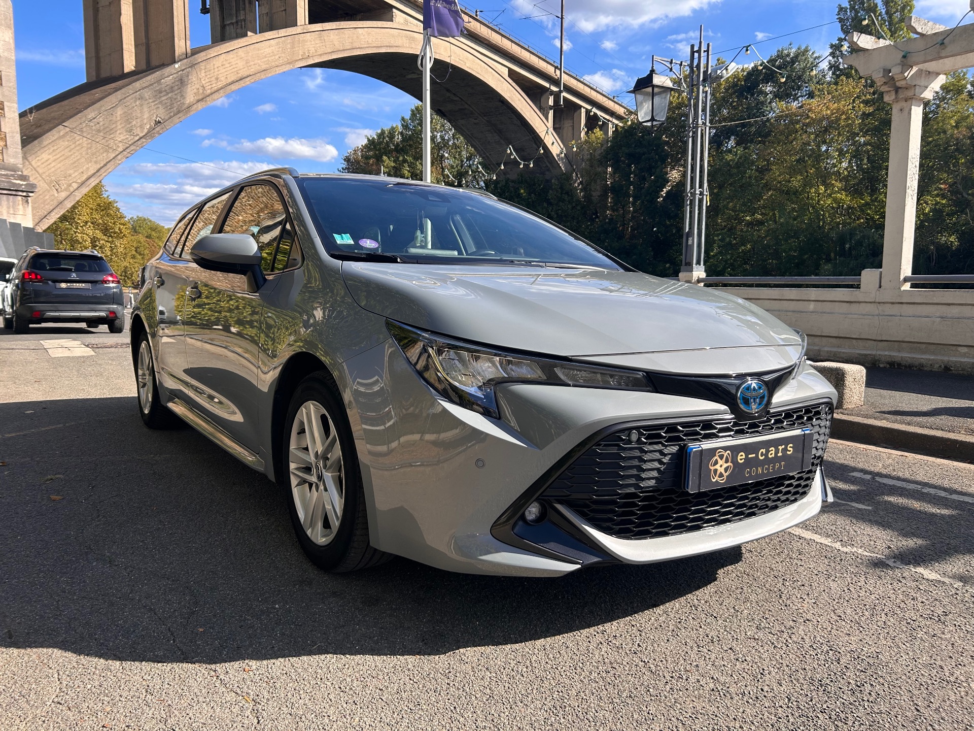 toyata corolla 122ch touring sport