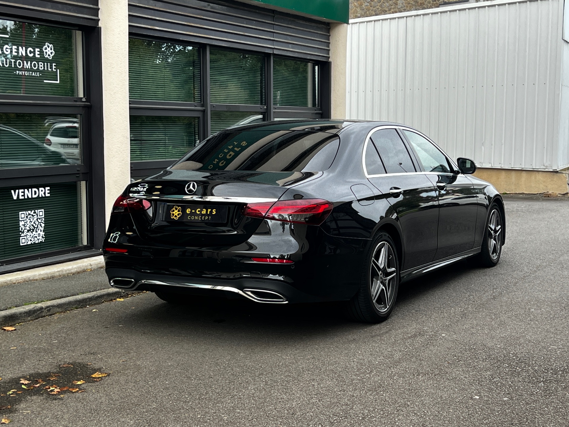 MERCEDES-BENZ Classe E 220 D 194ch AMG-Line+