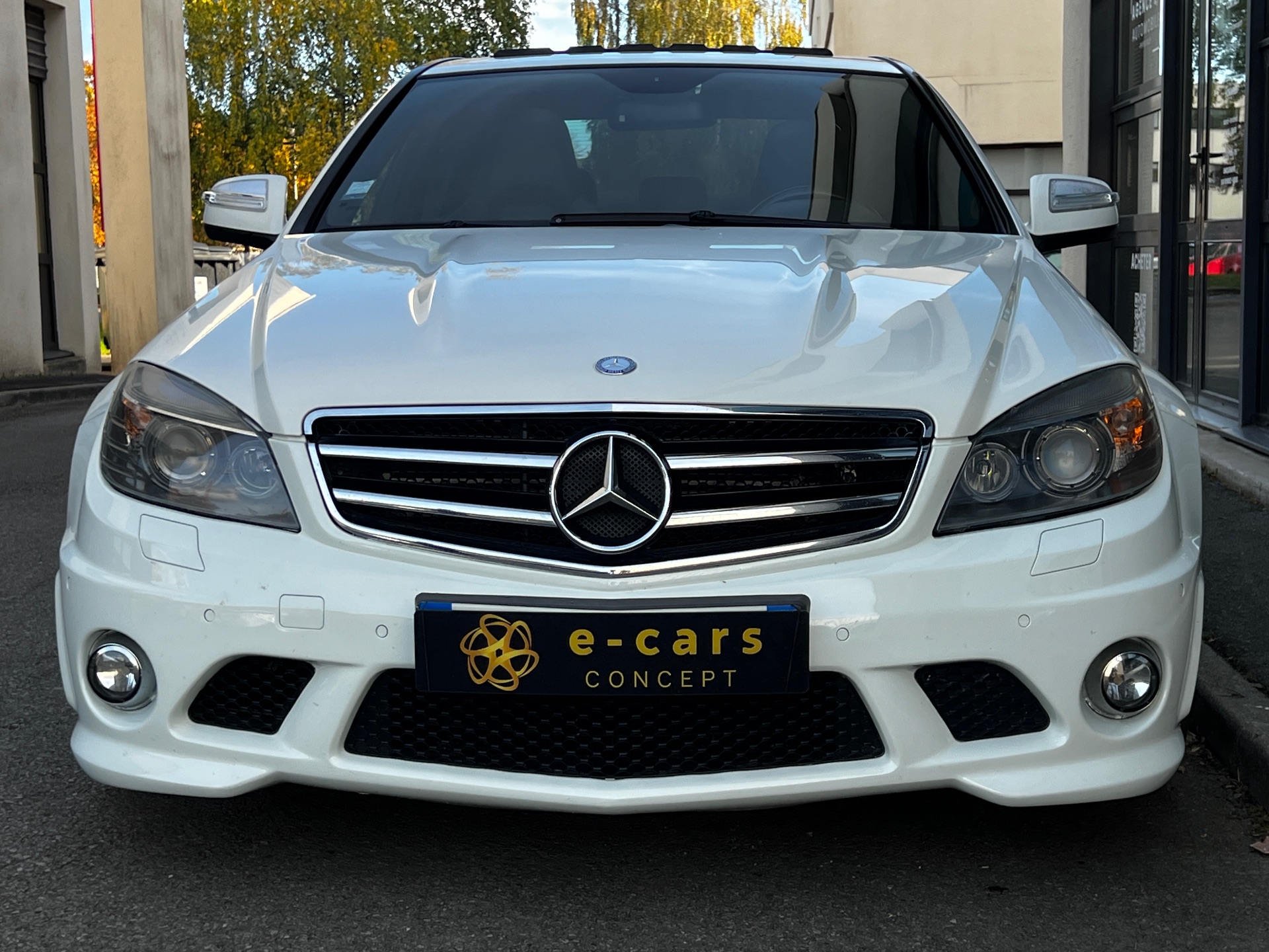 Mercedes-Benz C63 V8 6,2L 457ch AMG